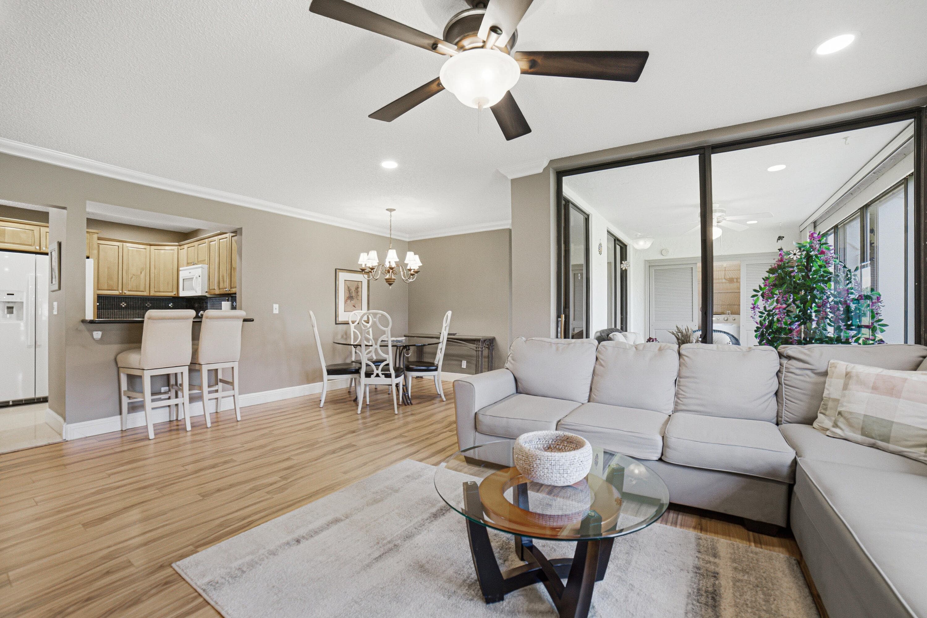 5475 Verona E, Boynton Beach, FL 33437 — photo 2 of 32