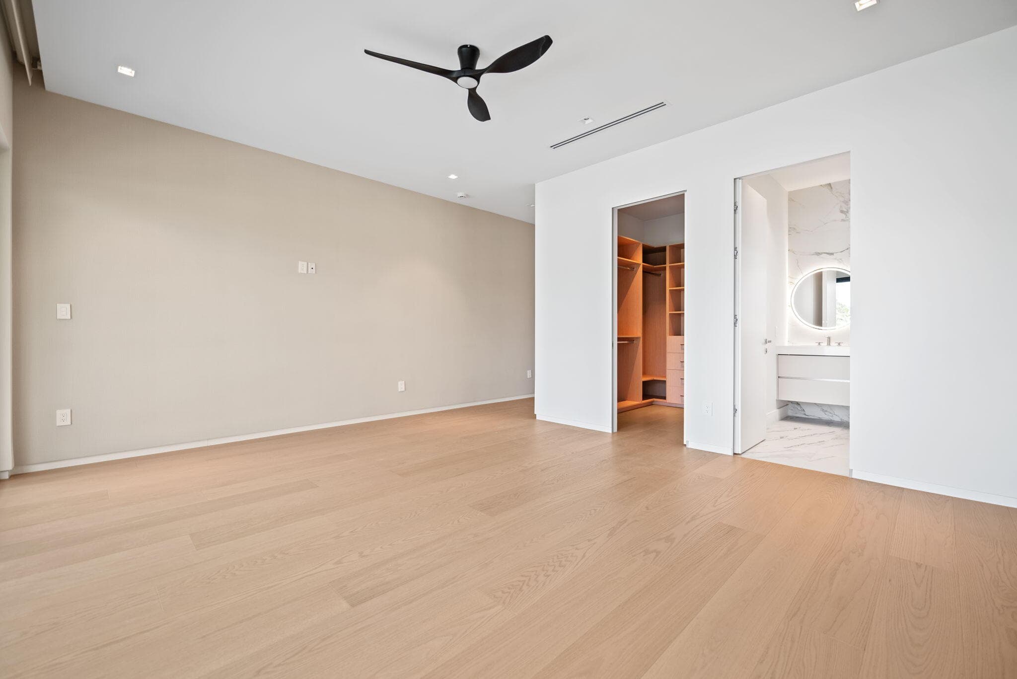 425 NE 10th Avenue, Fort Lauderdale, FL 33301 — photo 27 of 44