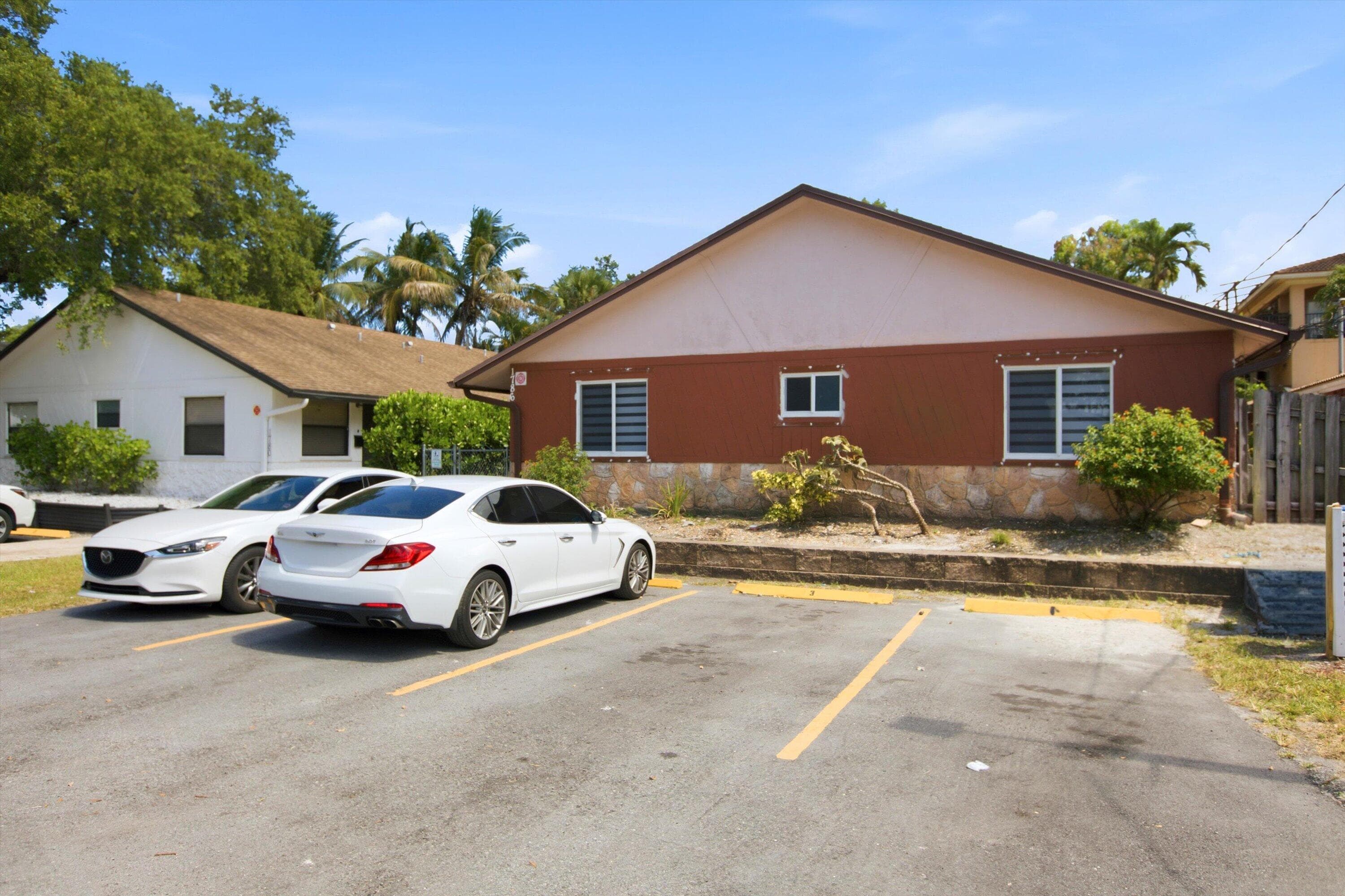 1786 SW 22nd Street 1, Fort Lauderdale, FL 33315 — photo 1 of 25