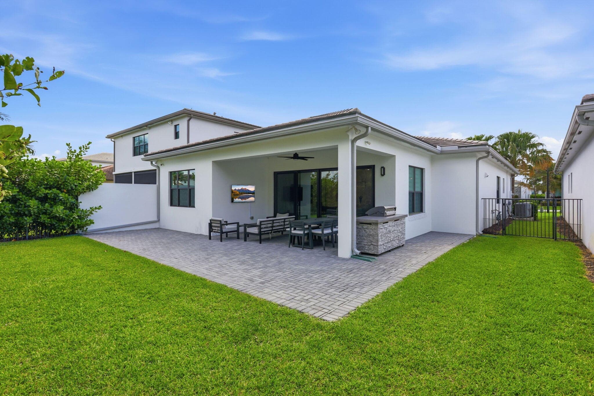 8544 Apple Falls Lane, Boca Raton, FL 33496 — photo 33 of 60