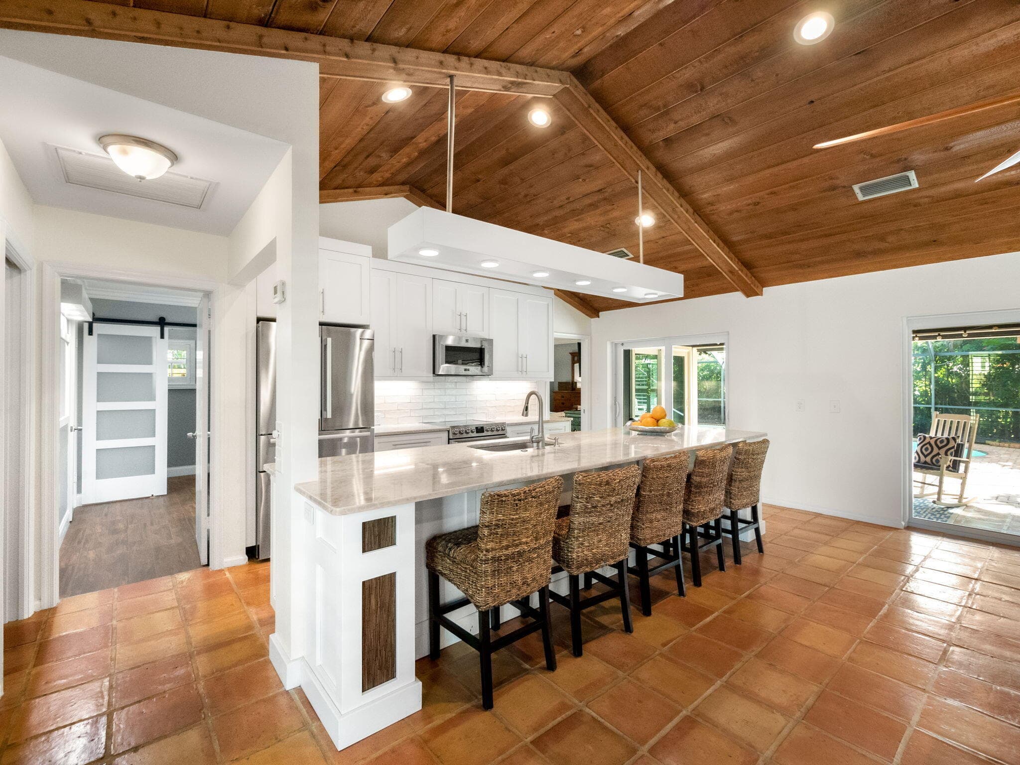 52 Birch Place, Tequesta, FL 33469 — photo 3 of 35
