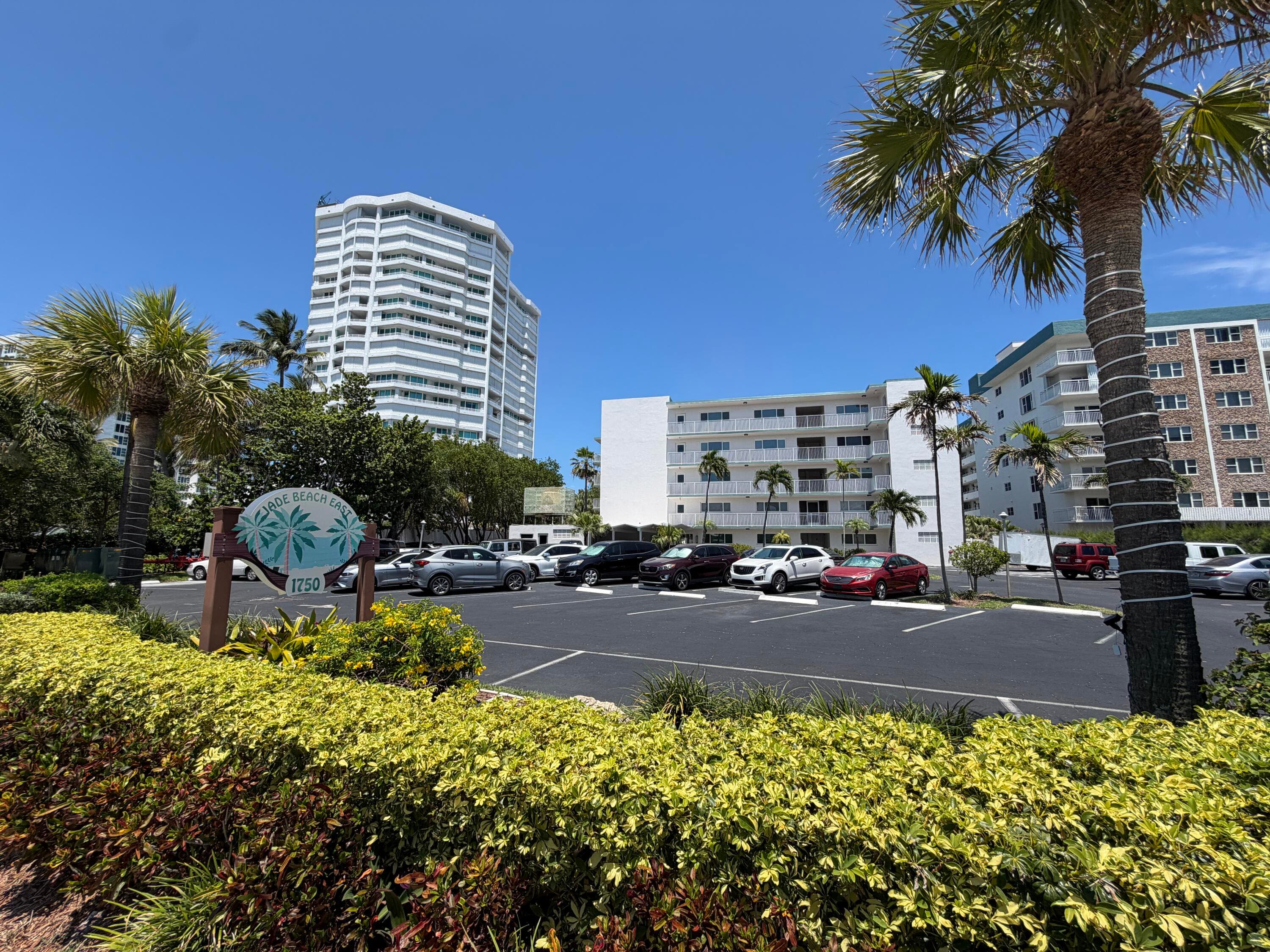 1750 S Ocean Boulevard 306e, Lauderdale-By-The-Sea, FL 33062 — photo 3 of 28