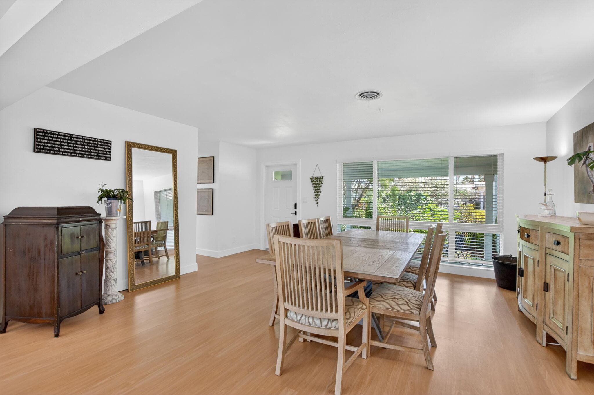 807 SW 3rd Street, Boca Raton, FL 33486 — photo 10 of 49