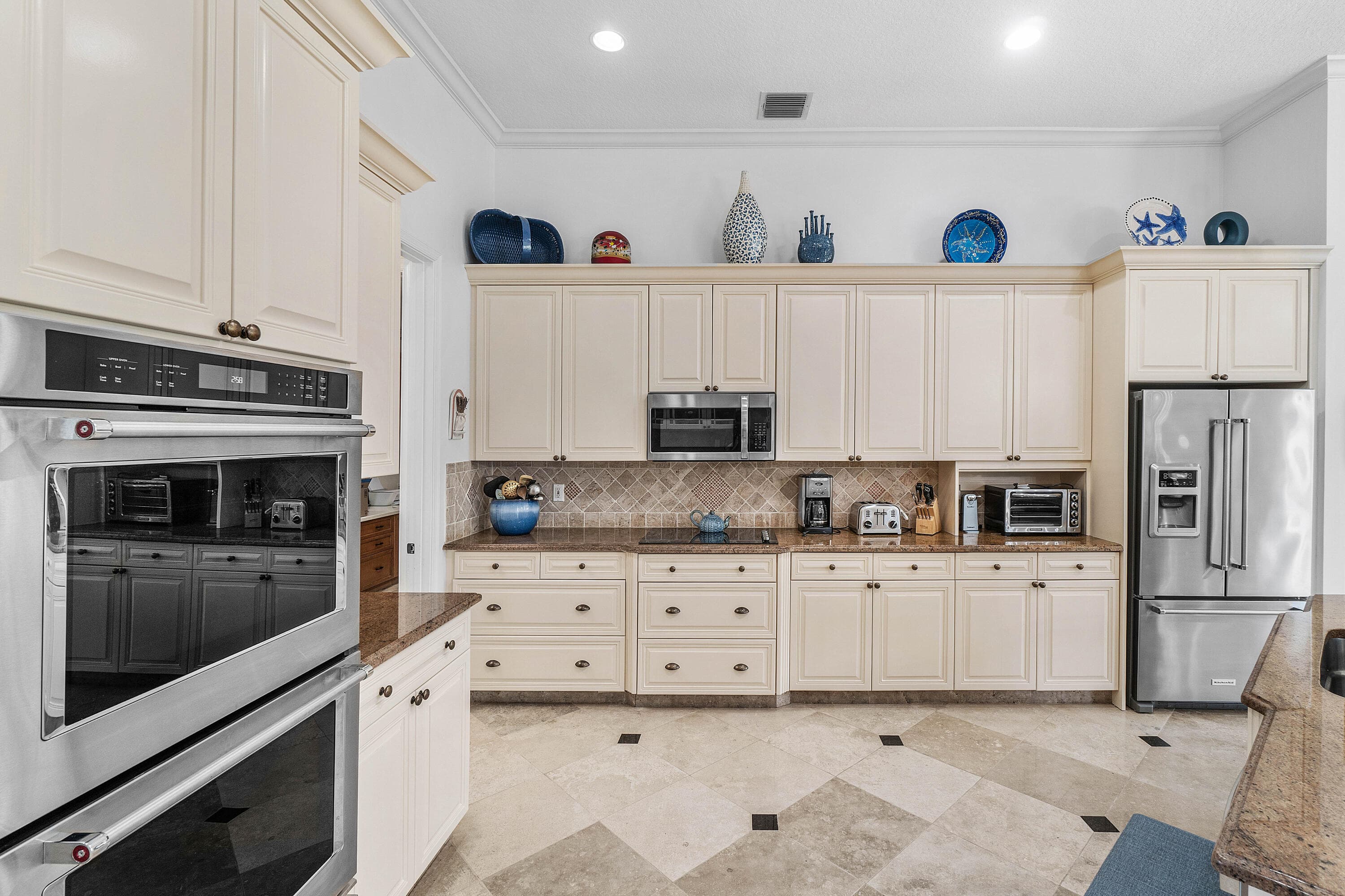 6847 W Liseron, Boynton Beach, FL 33437 — photo 14 of 48
