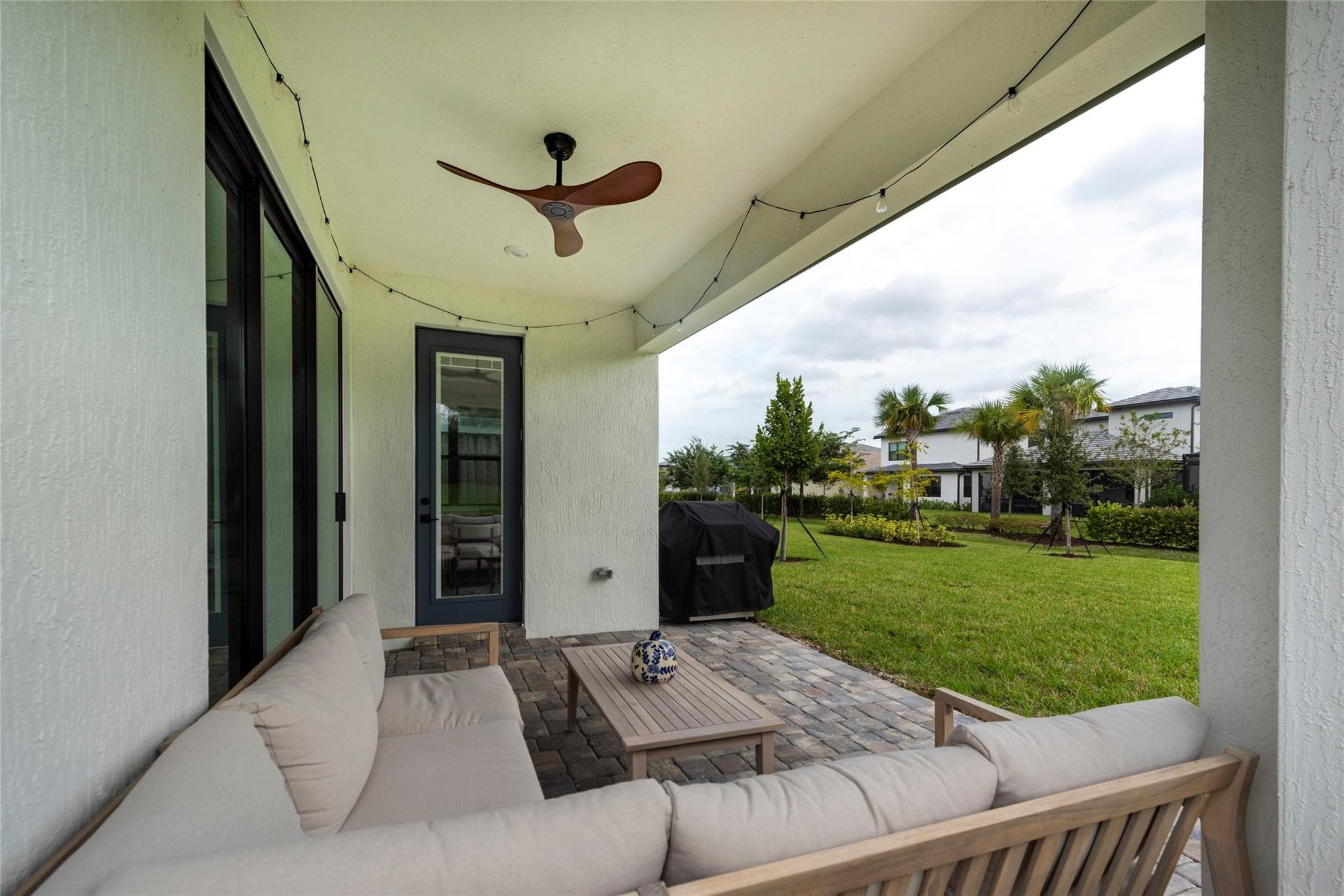 4412 Silverwood Lane S, Oakland Park, FL 33309 — photo 12 of 44