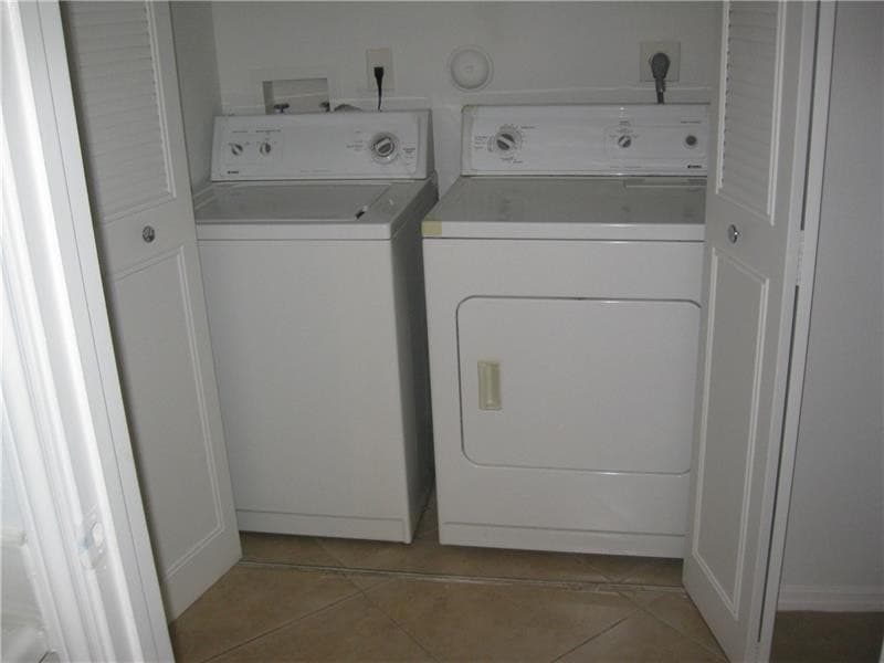 2647 NW 33rd Street 2305, Oakland Park, FL 33309 — photo 8 of 20