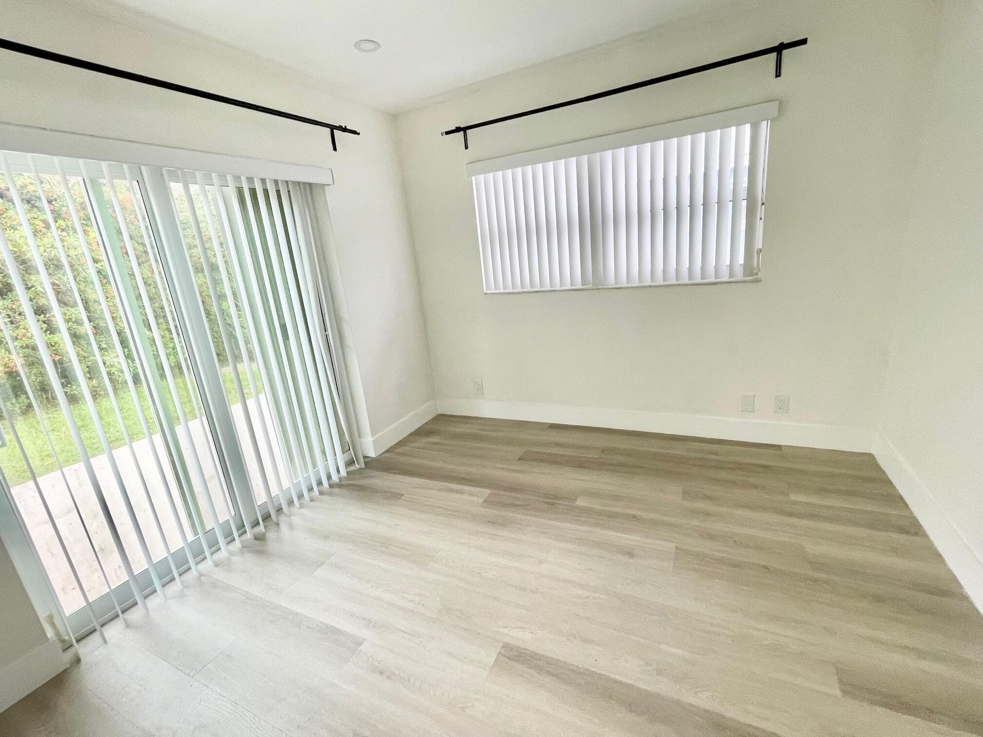 8205 NW 106th Avenue, Tamarac, FL 33321 — photo 7 of 22
