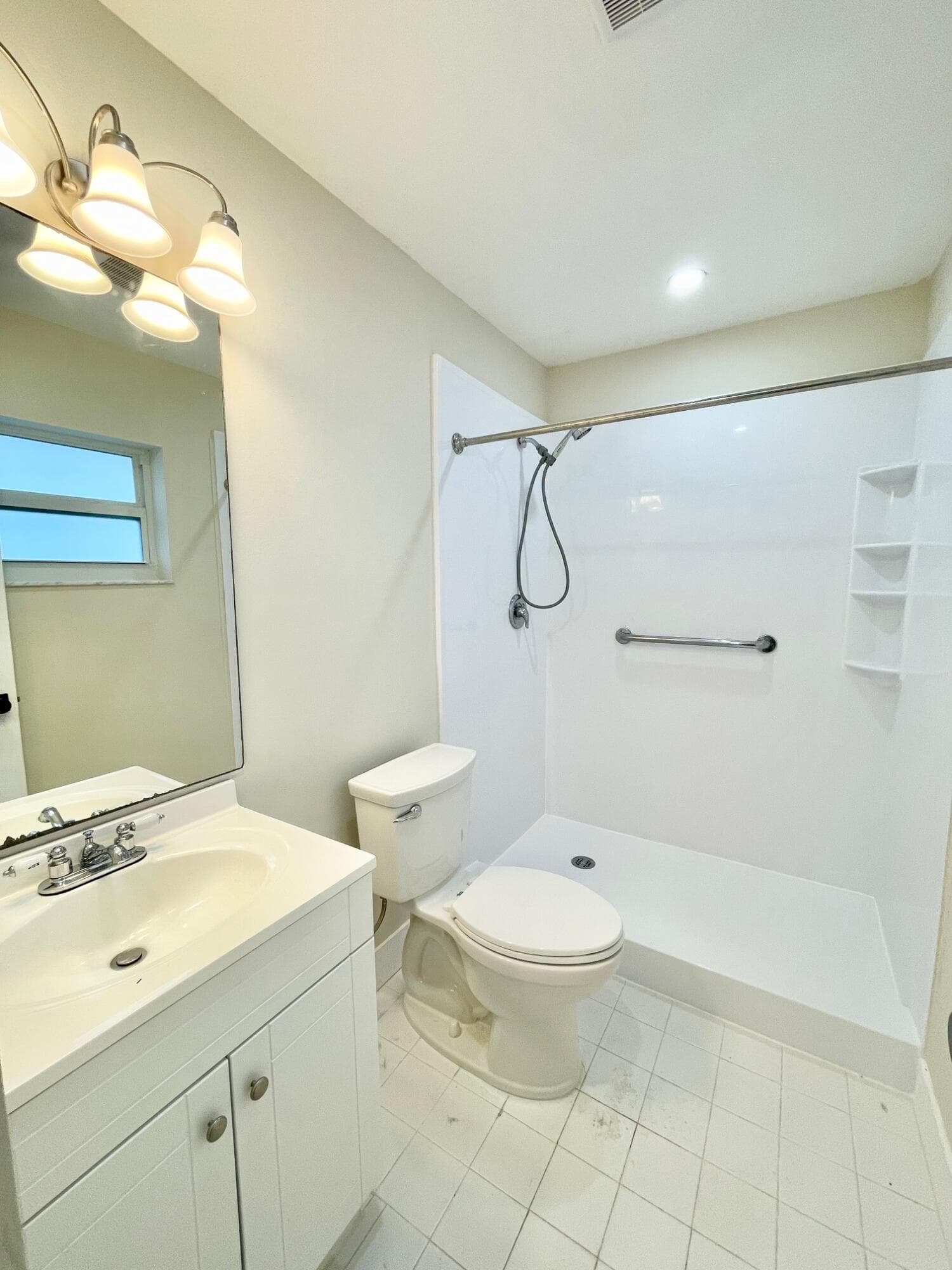 8205 NW 106th Avenue, Tamarac, FL 33321 — photo 10 of 22