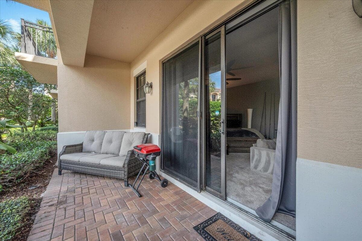 502 Del Sol Circle, Tequesta, FL 33469 — photo 36 of 73