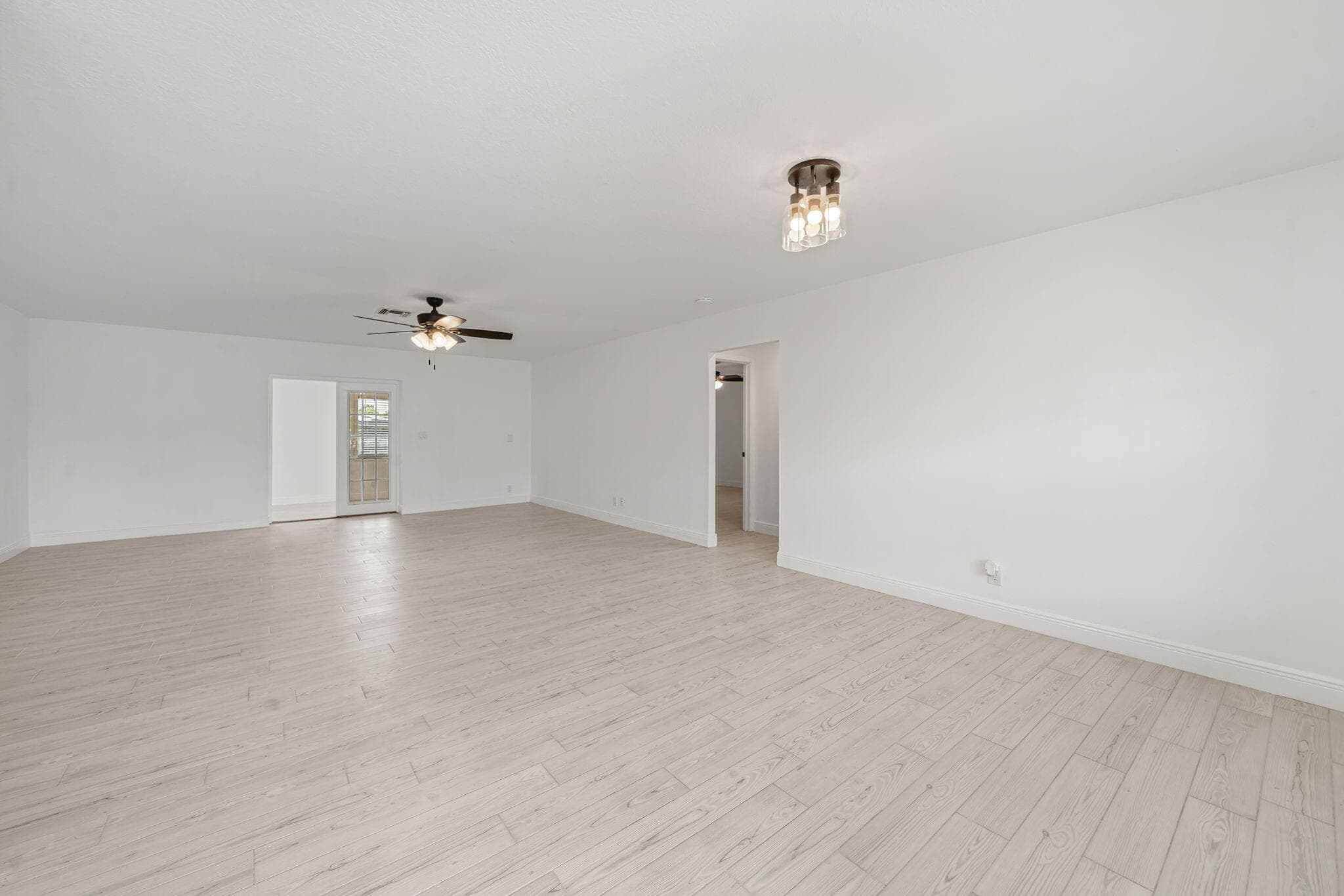 908 Hibiscus Drive, Royal Palm Beach, FL 33411 — photo 7 of 33