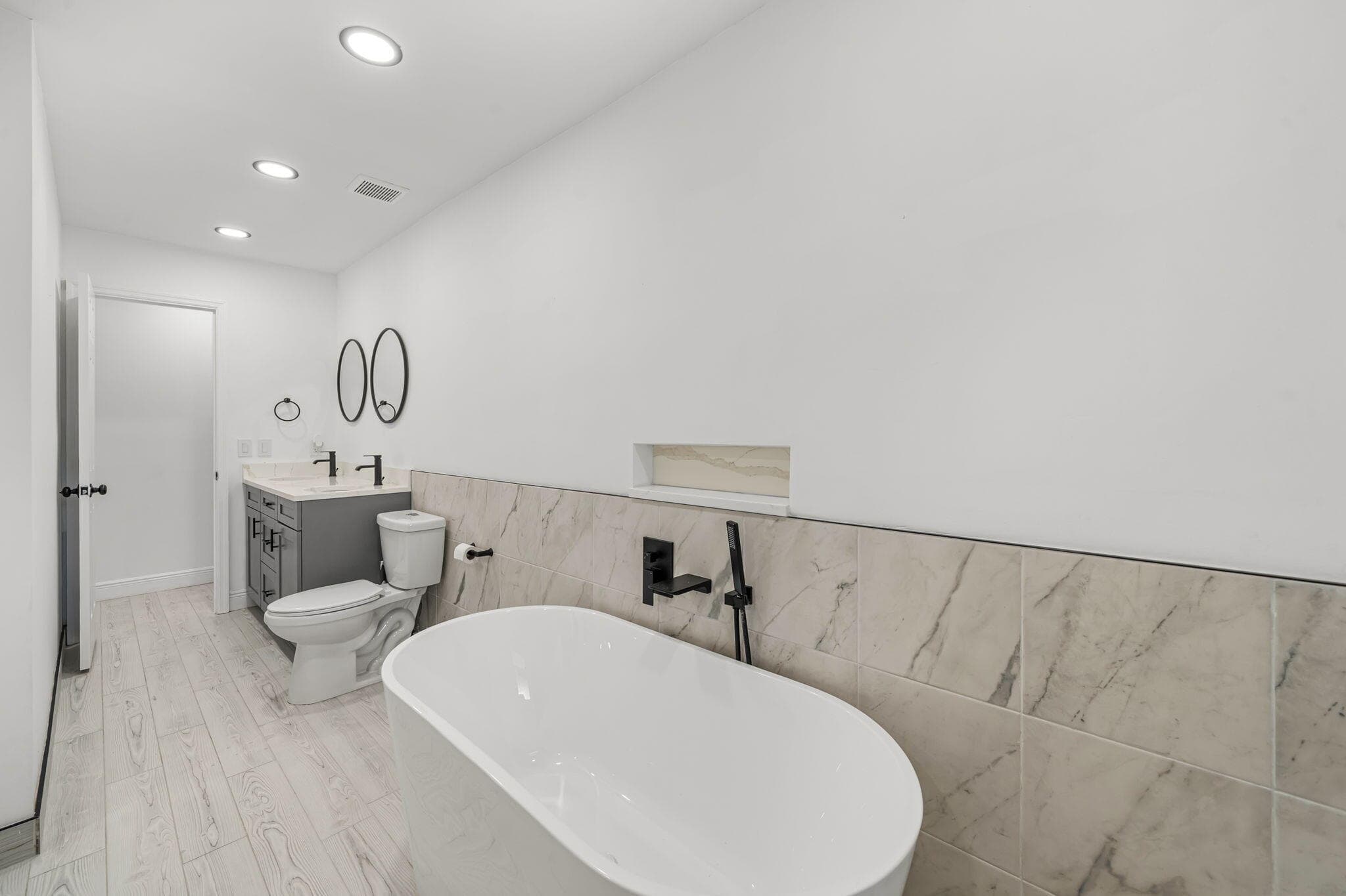 908 Hibiscus Drive, Royal Palm Beach, FL 33411 — photo 17 of 33
