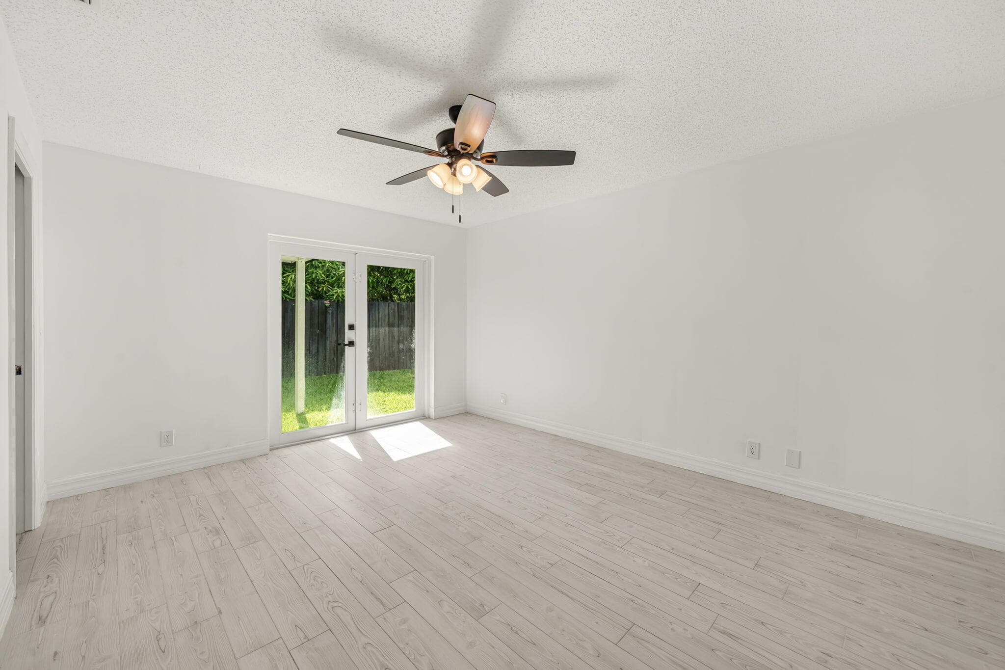 908 Hibiscus Drive, Royal Palm Beach, FL 33411 — photo 18 of 33