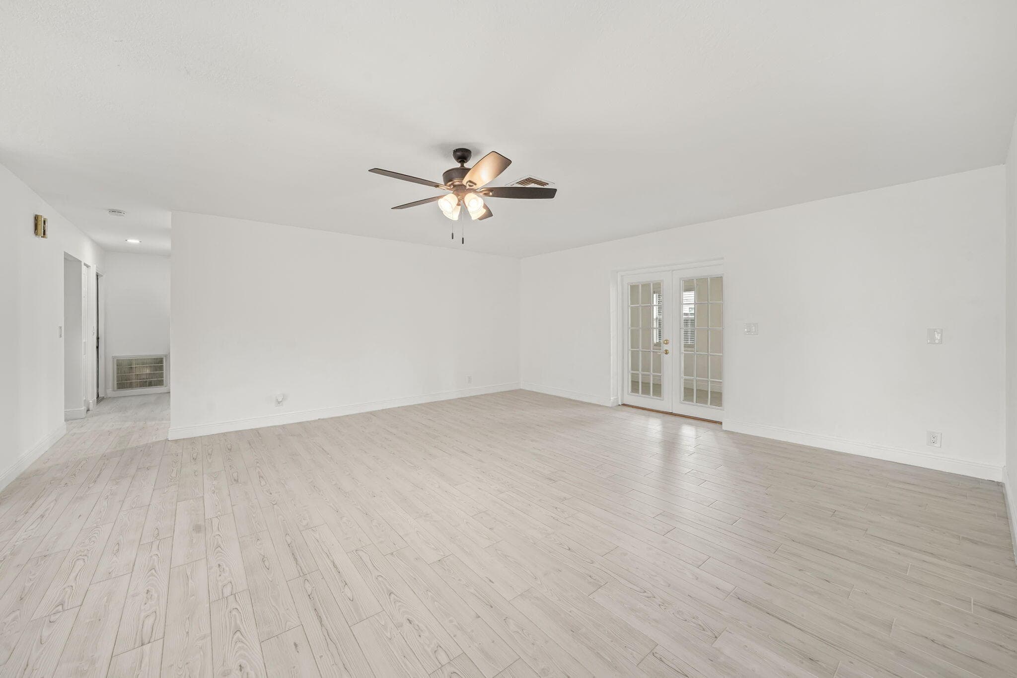 908 Hibiscus Drive, Royal Palm Beach, FL 33411 — photo 24 of 33