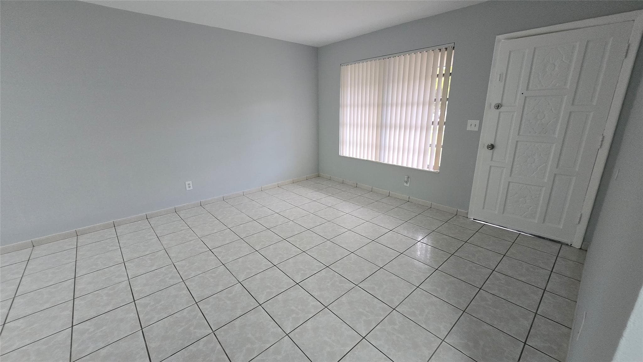 1874 NE 161st Street 1874, North Miami Beach, FL 33162 — photo 3 of 9