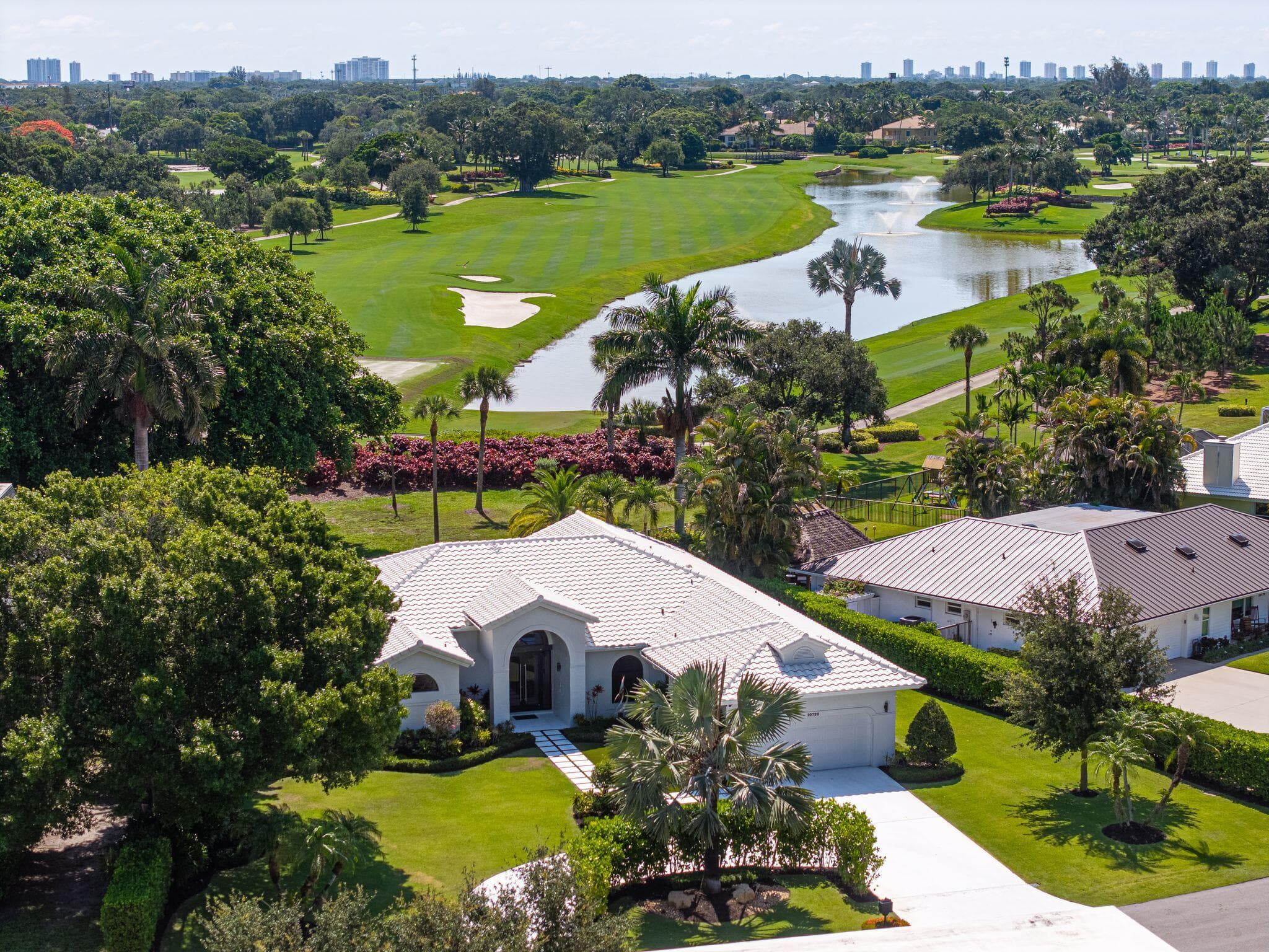 10720 Avenue Of The Avenue, Palm Beach Gardens, FL 33418 — photo 1 of 96