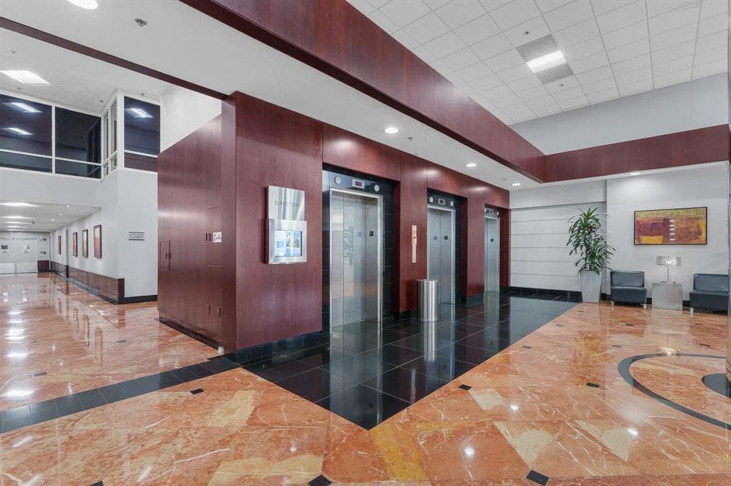 2455 E Sunrise Boulevard 802, Fort Lauderdale, FL — photo 11 of 19