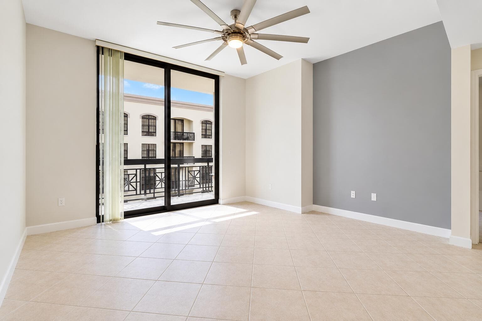 801 S Olive Avenue 1515, West Palm Beach, FL 33401 — photo 23 of 49