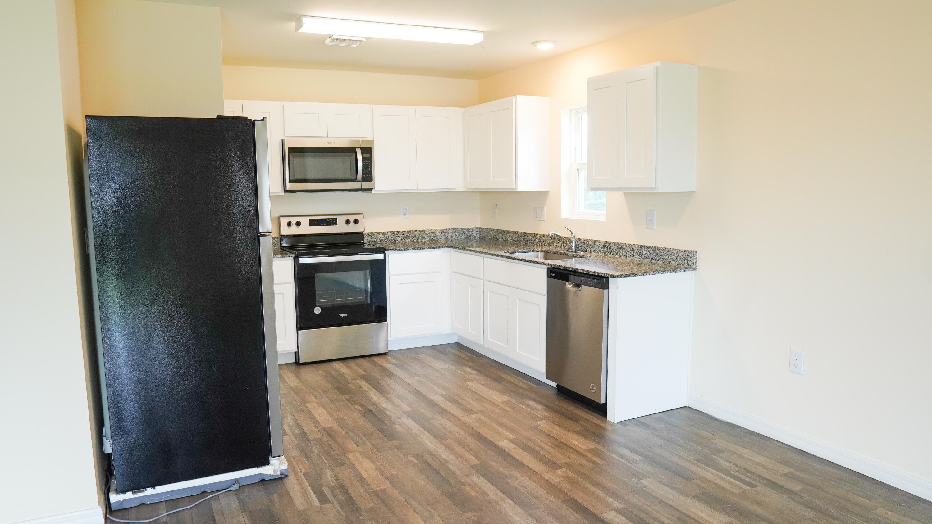 26 NE 12th Terrace, Cape Coral, FL 33909 — photo 5 of 31