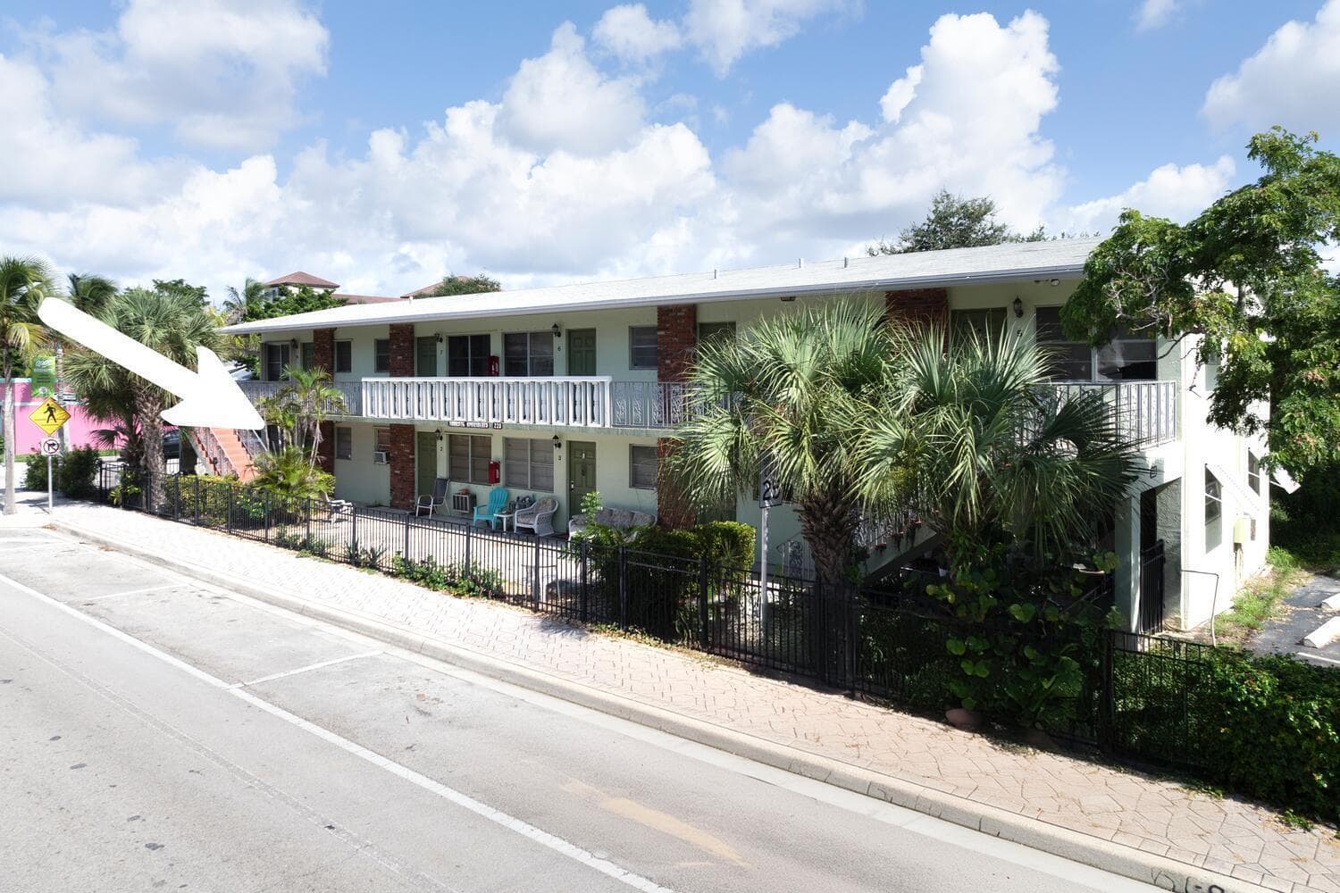 220 Lucerne Avenue 1, Lake Worth Beach, FL 33460 — photo 3 of 32
