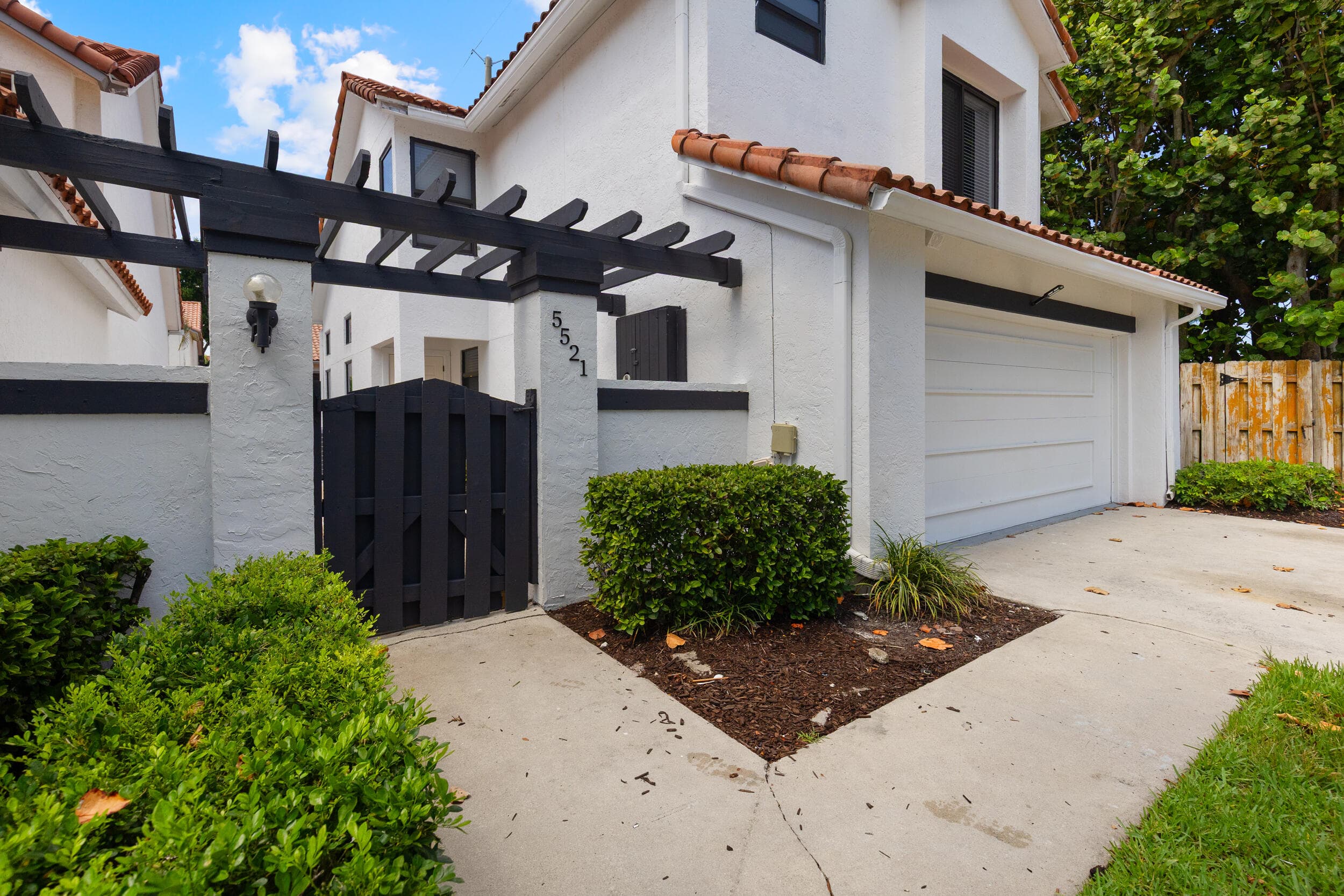 5521 Ilford Court, Boca Raton, FL 33486 — photo 3 of 27