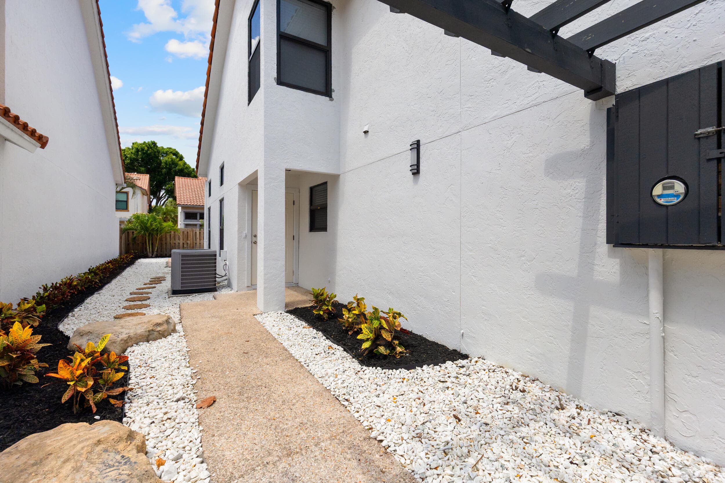 5521 Ilford Court, Boca Raton, FL 33486 — photo 4 of 27