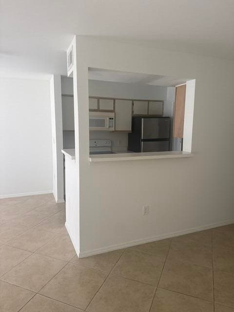 2647 NW 33rd Street 2305, Oakland Park, FL 33309 — photo 6 of 20