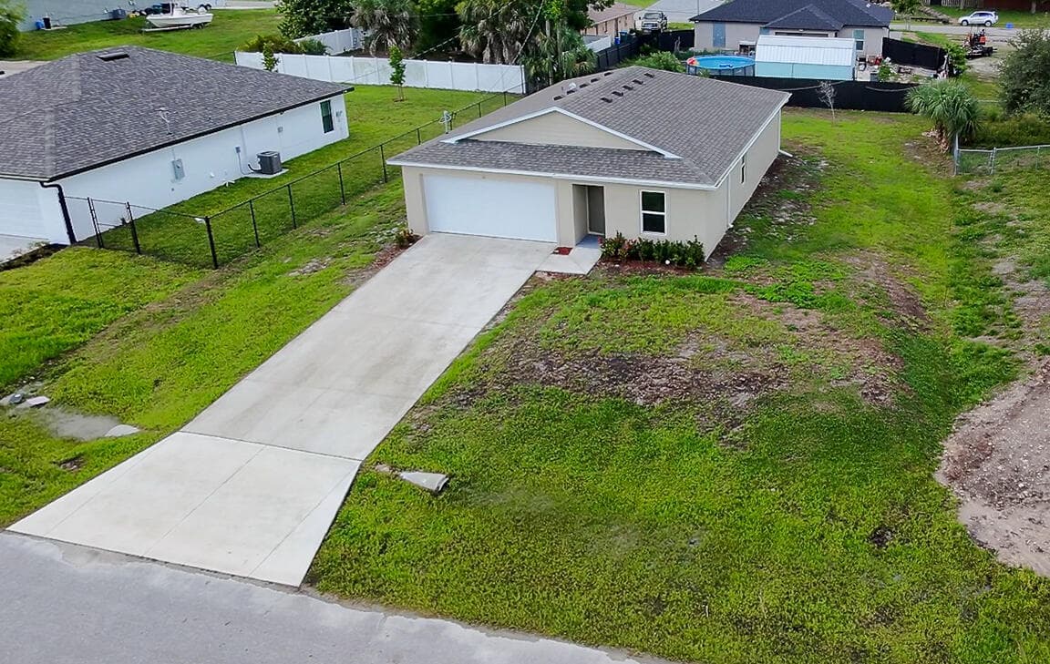 26 NE 12th Terrace, Cape Coral, FL 33909 — photo 4 of 31