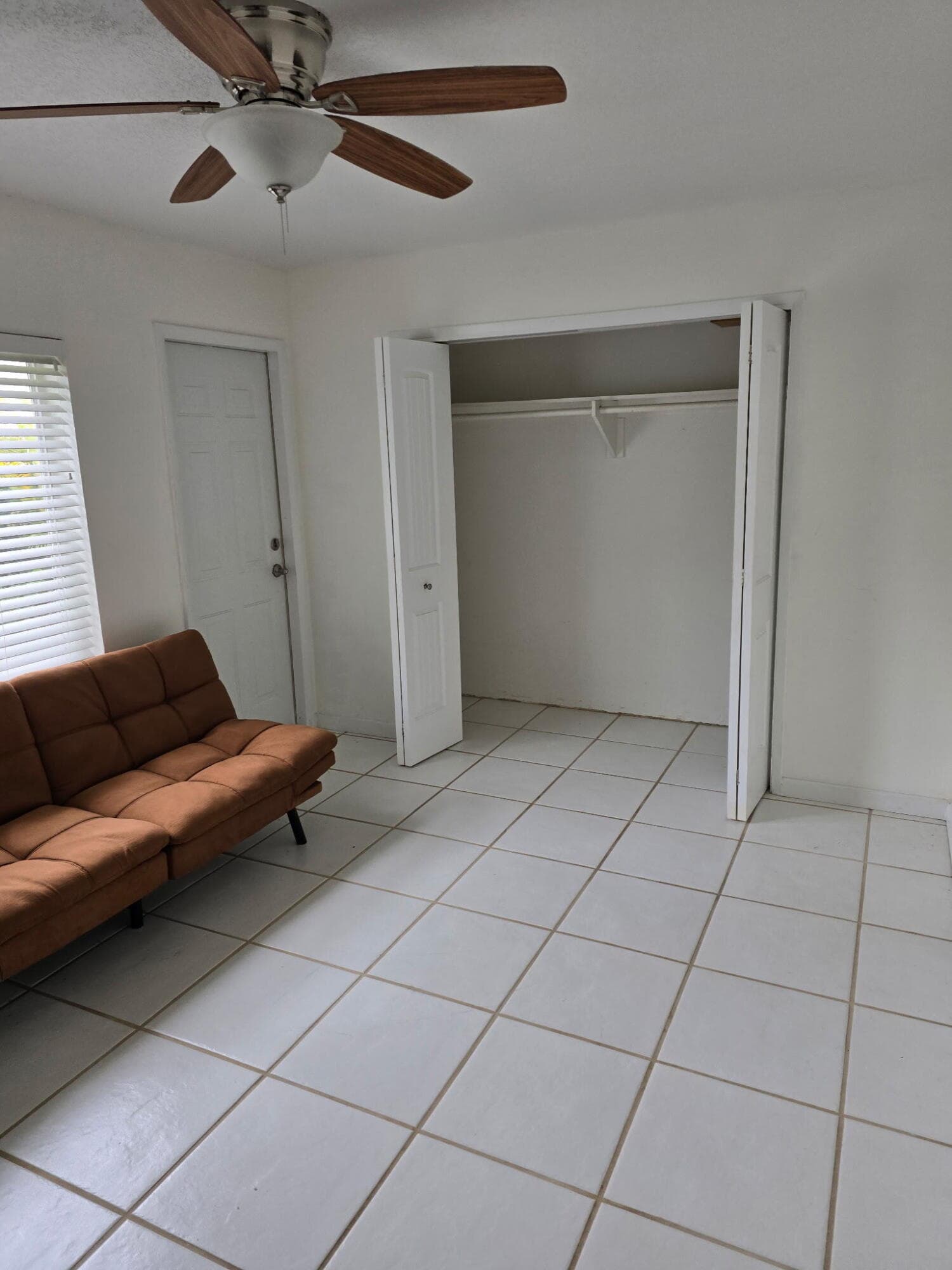 5631 NE 5th Terrace, Oakland Park, FL 33334 — photo 4 of 7