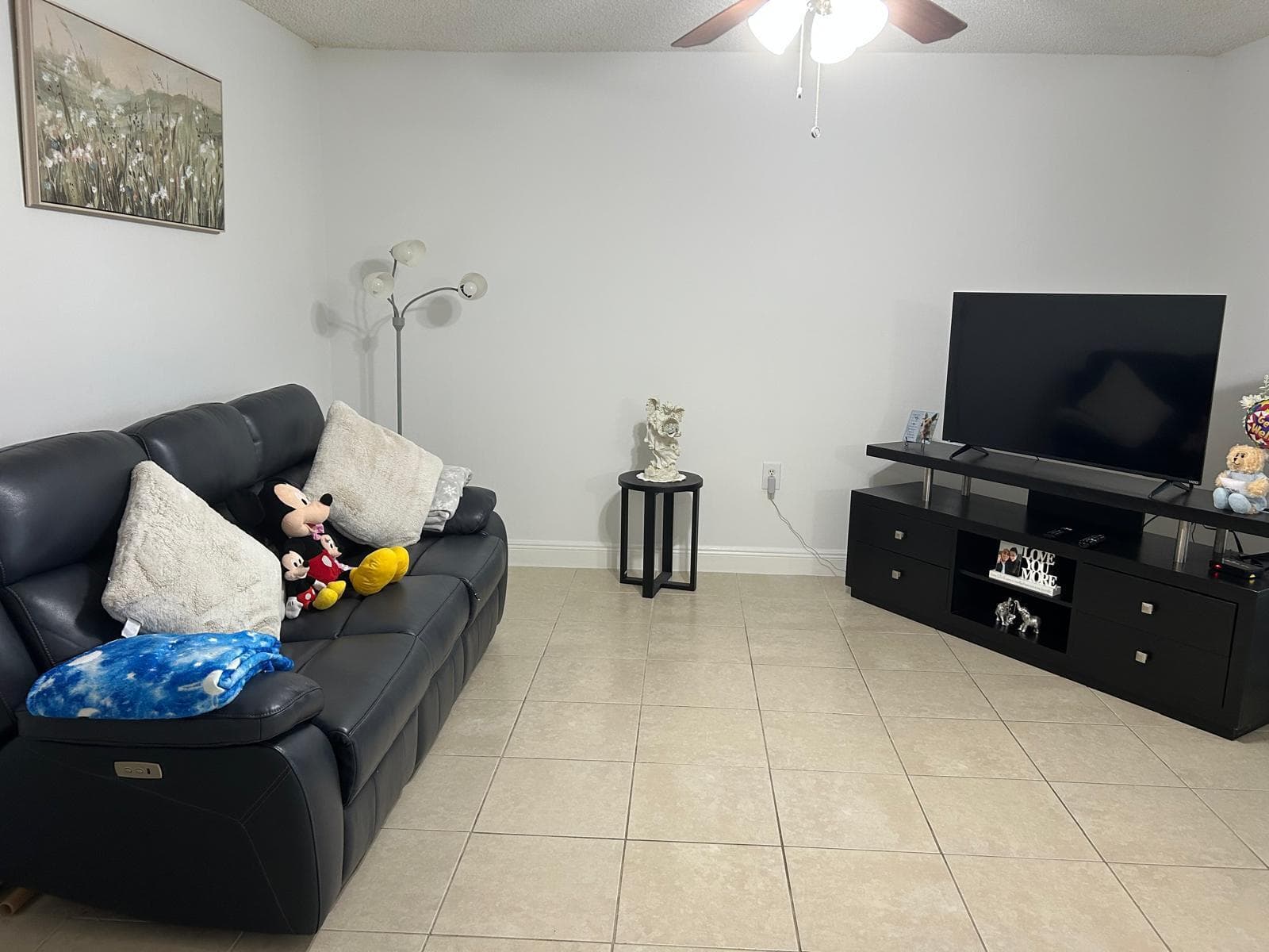 7205 Glenmoor Drive 7205, West Palm Beach, FL 33409 — photo 1 of 14