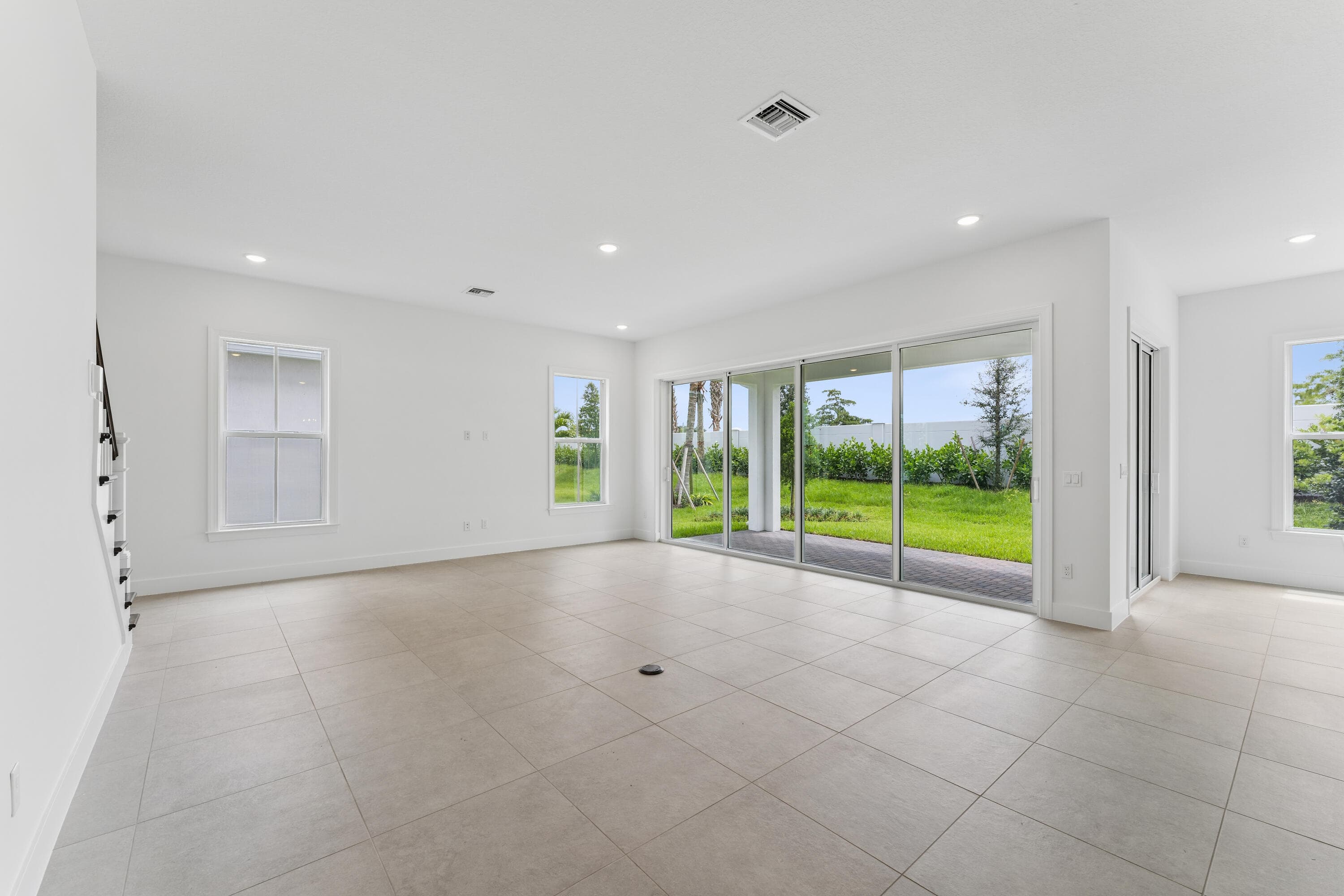 154 Parkside Way 14, Royal Palm Beach, FL 33414 — photo 9 of 18