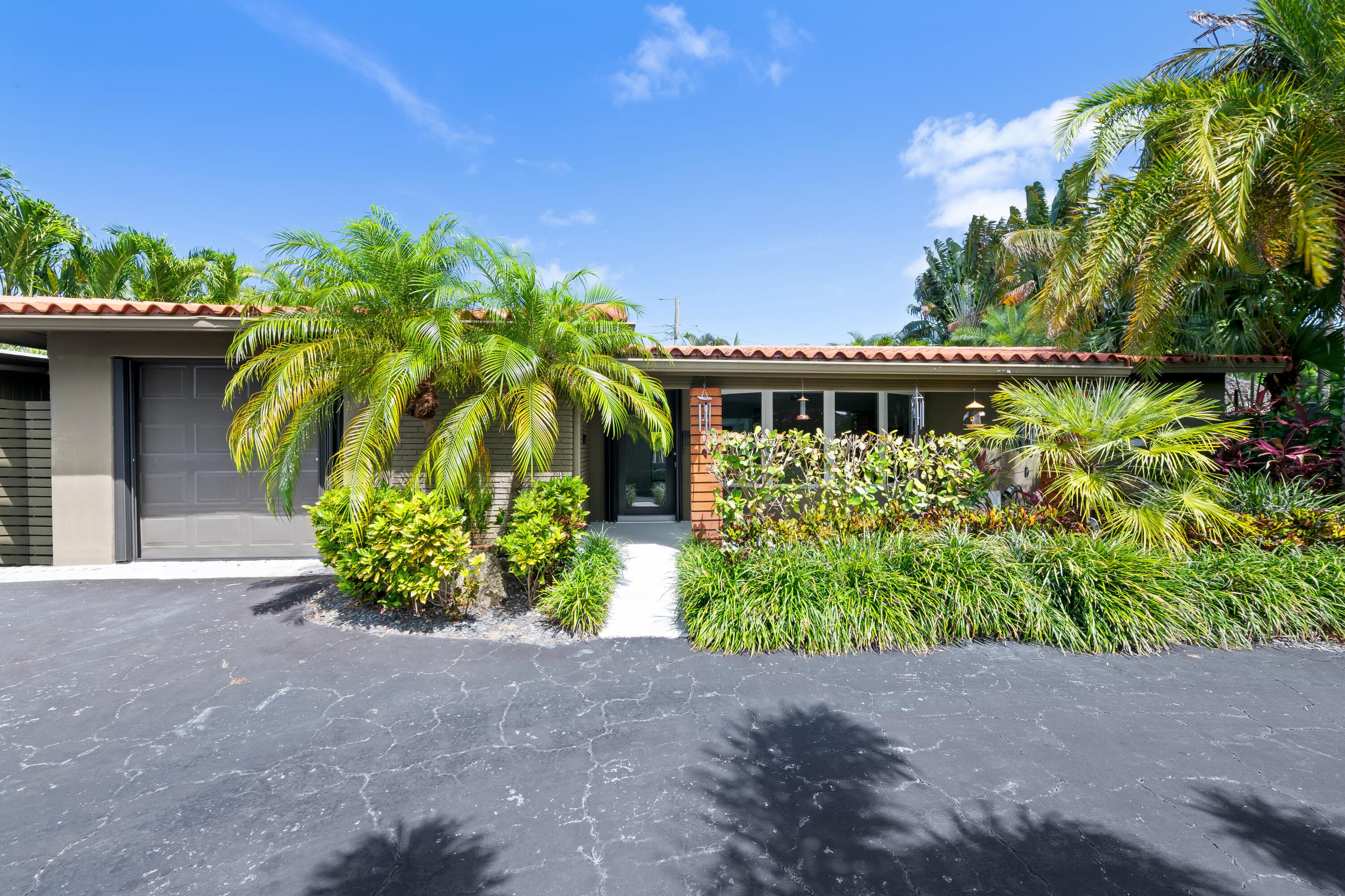5210 NE 17th Terrace, Fort Lauderdale, FL 33334 — photo 4 of 39