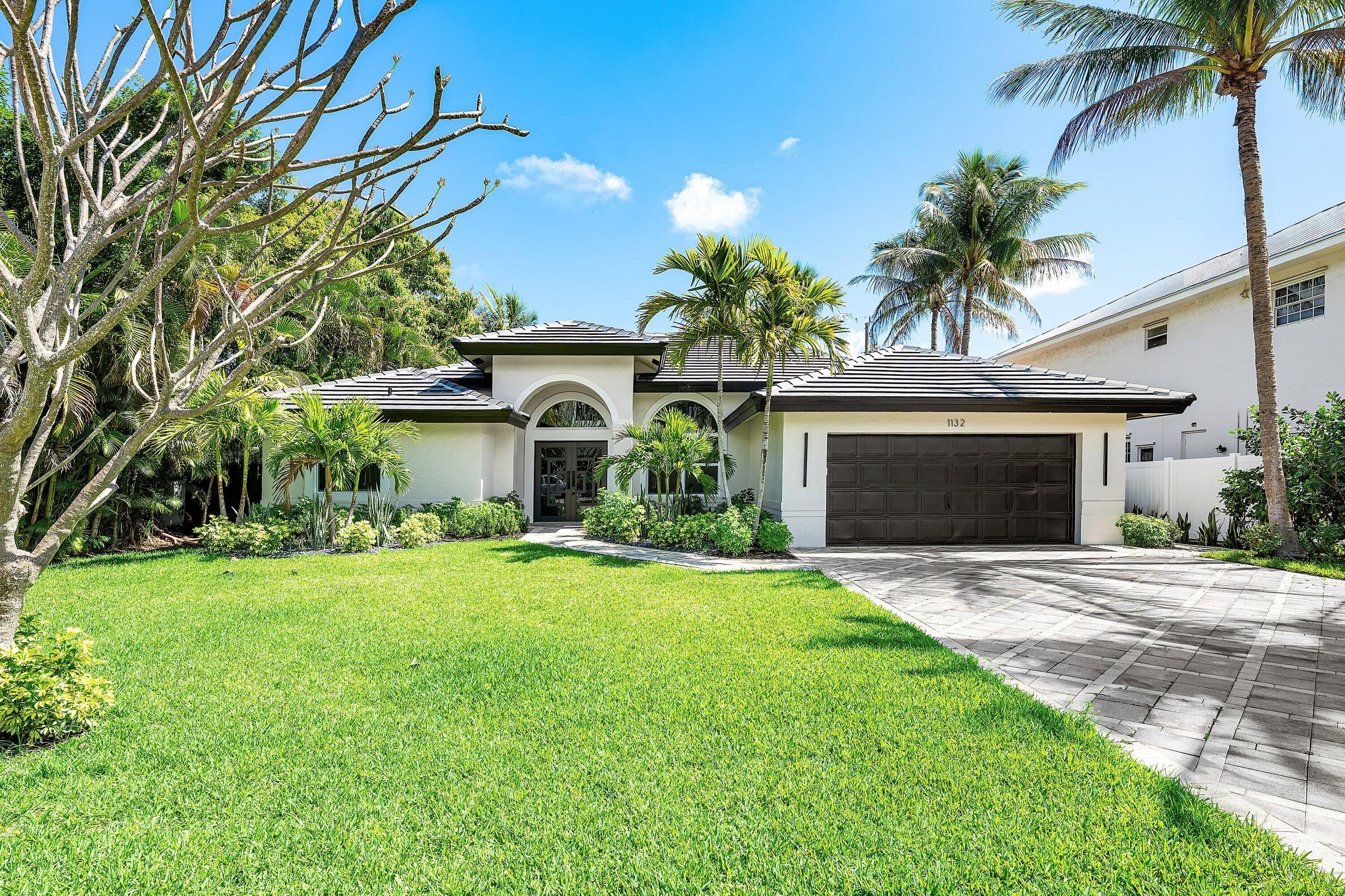 1132 NE 3rd Avenue, Boca Raton, FL 33432 — photo 4 of 36