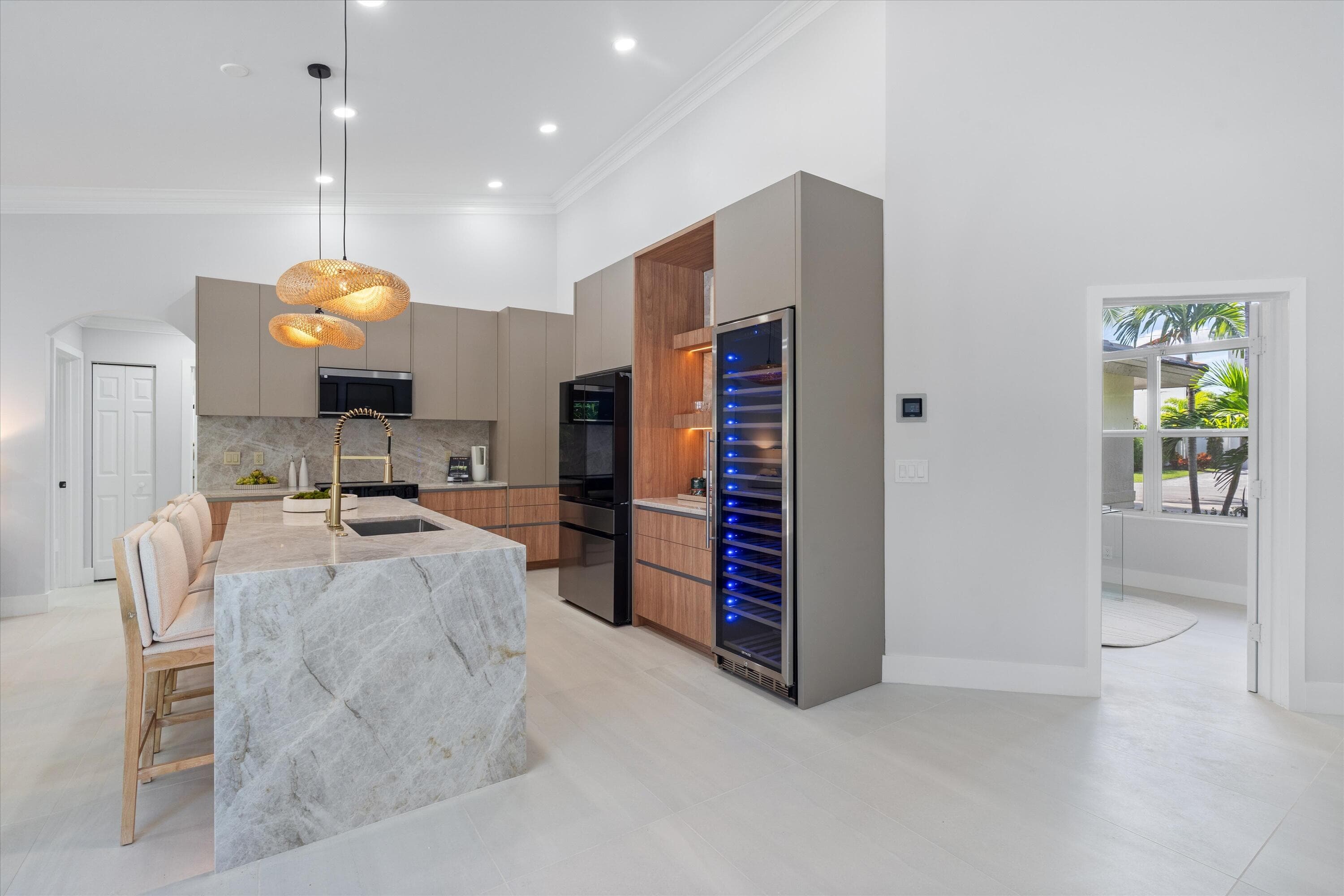 1132 NE 3rd Avenue, Boca Raton, FL 33432 — photo 8 of 36