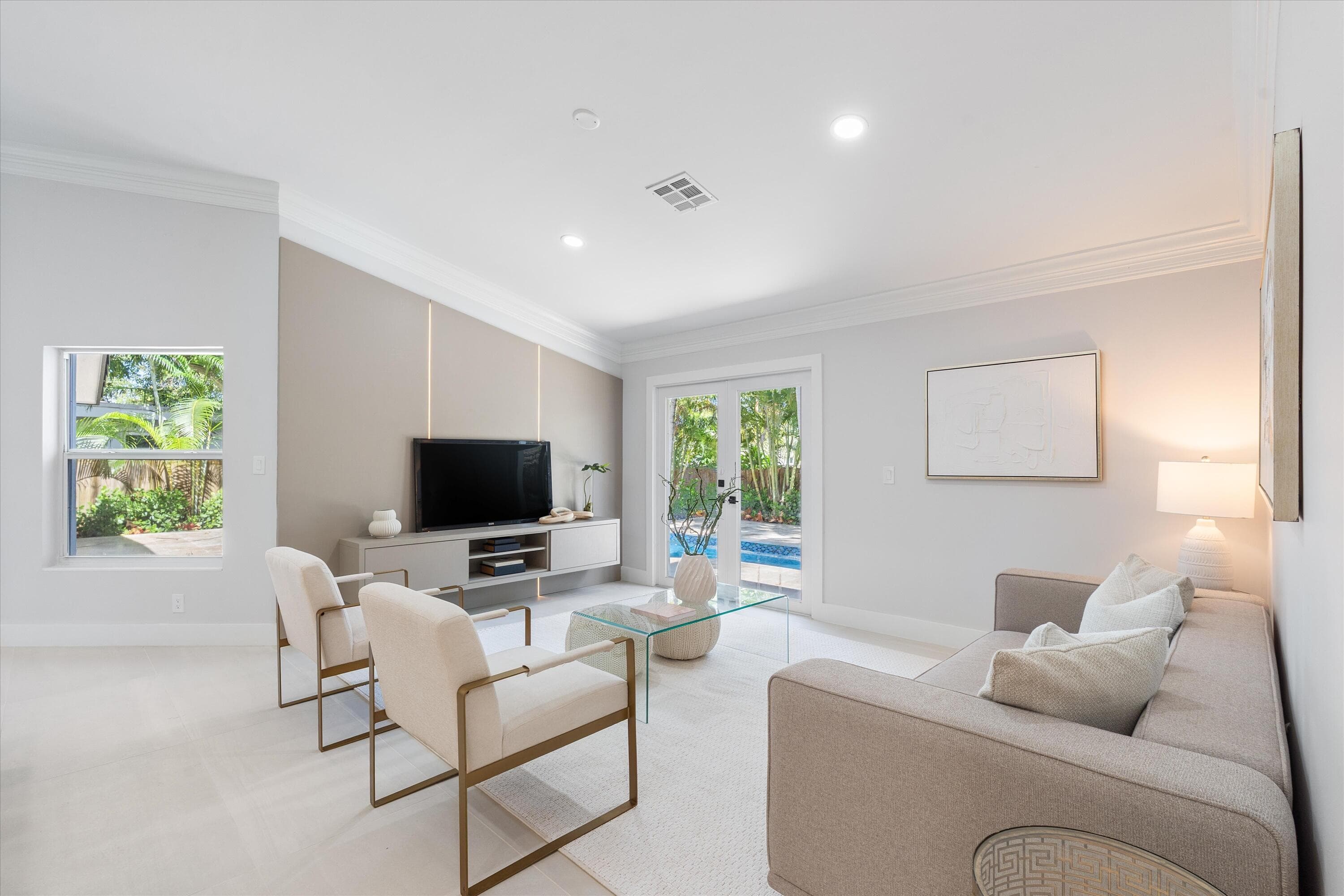 1132 NE 3rd Avenue, Boca Raton, FL 33432 — photo 13 of 36