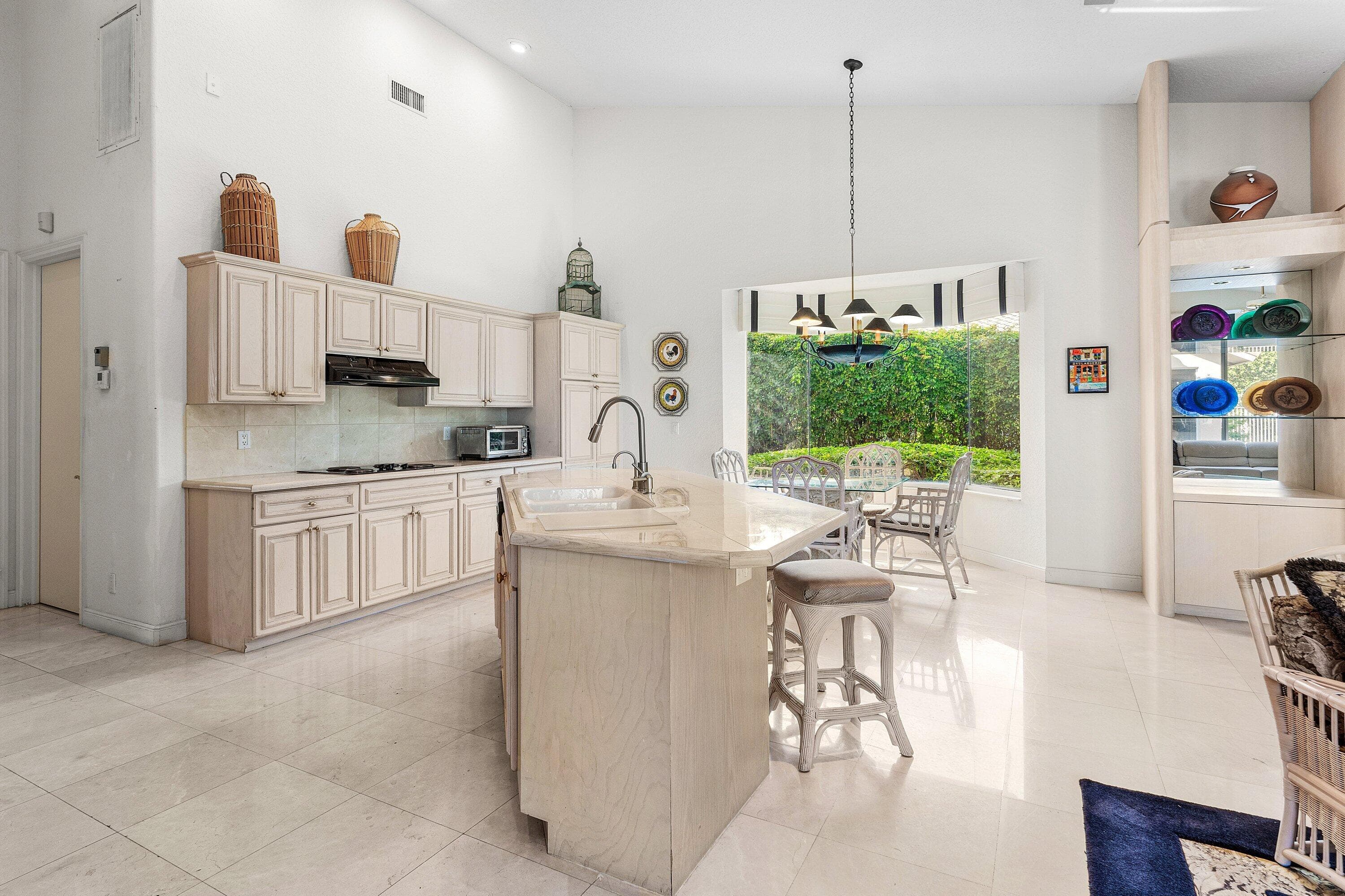 17571 Bocaire Way, Boca Raton, FL 33487 — photo 12 of 56