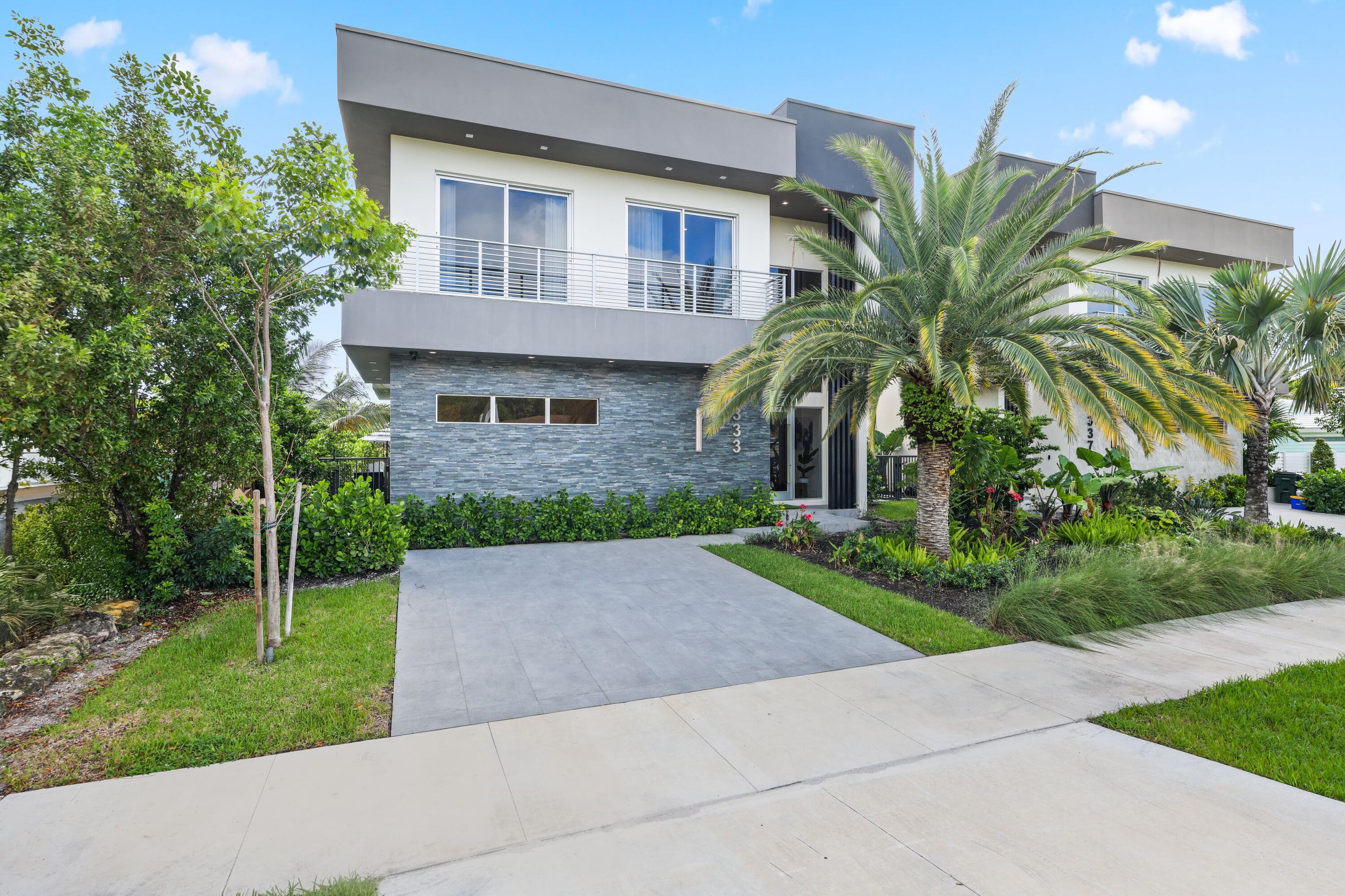333 S Swinton Avenue, Delray Beach, FL 33444 — photo 6 of 118