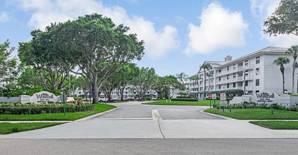 3710 Whitehall Drive 105, West Palm Beach, FL 33401 — photo 46 of 47
