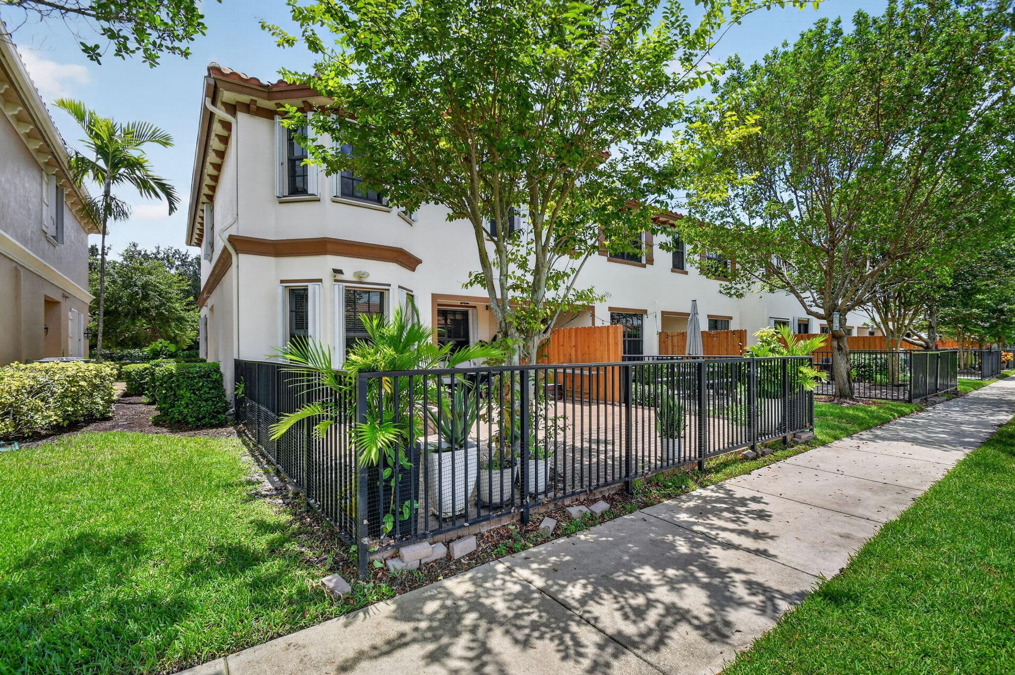 10139 Wellington Parc Drive, Wellington, FL 33449 — photo 47 of 79