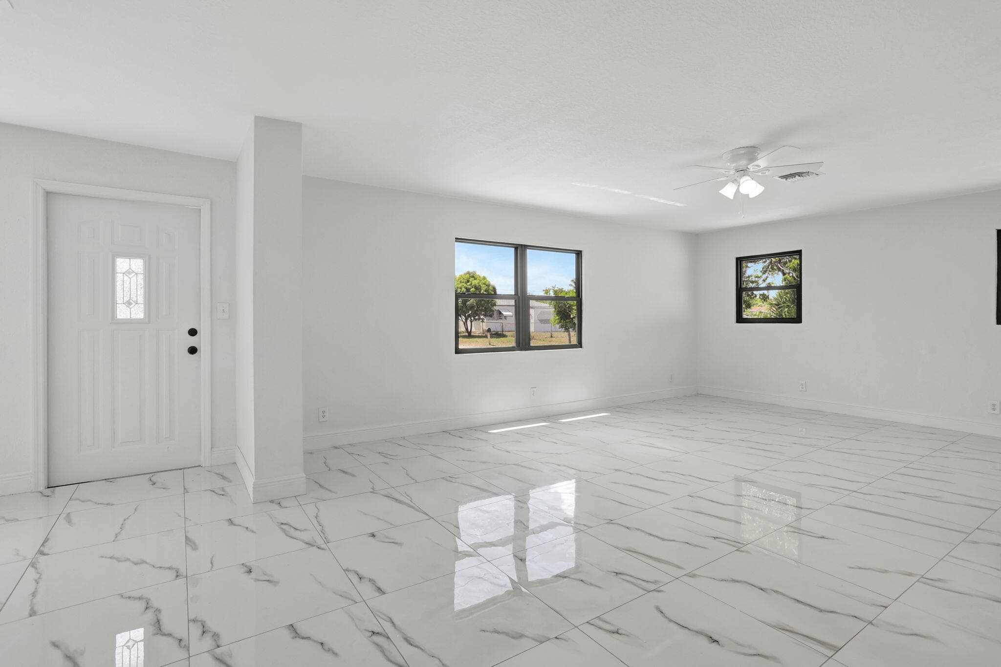 3060 NE 12th Avenue, Pompano Beach, FL 33064 — photo 4 of 27