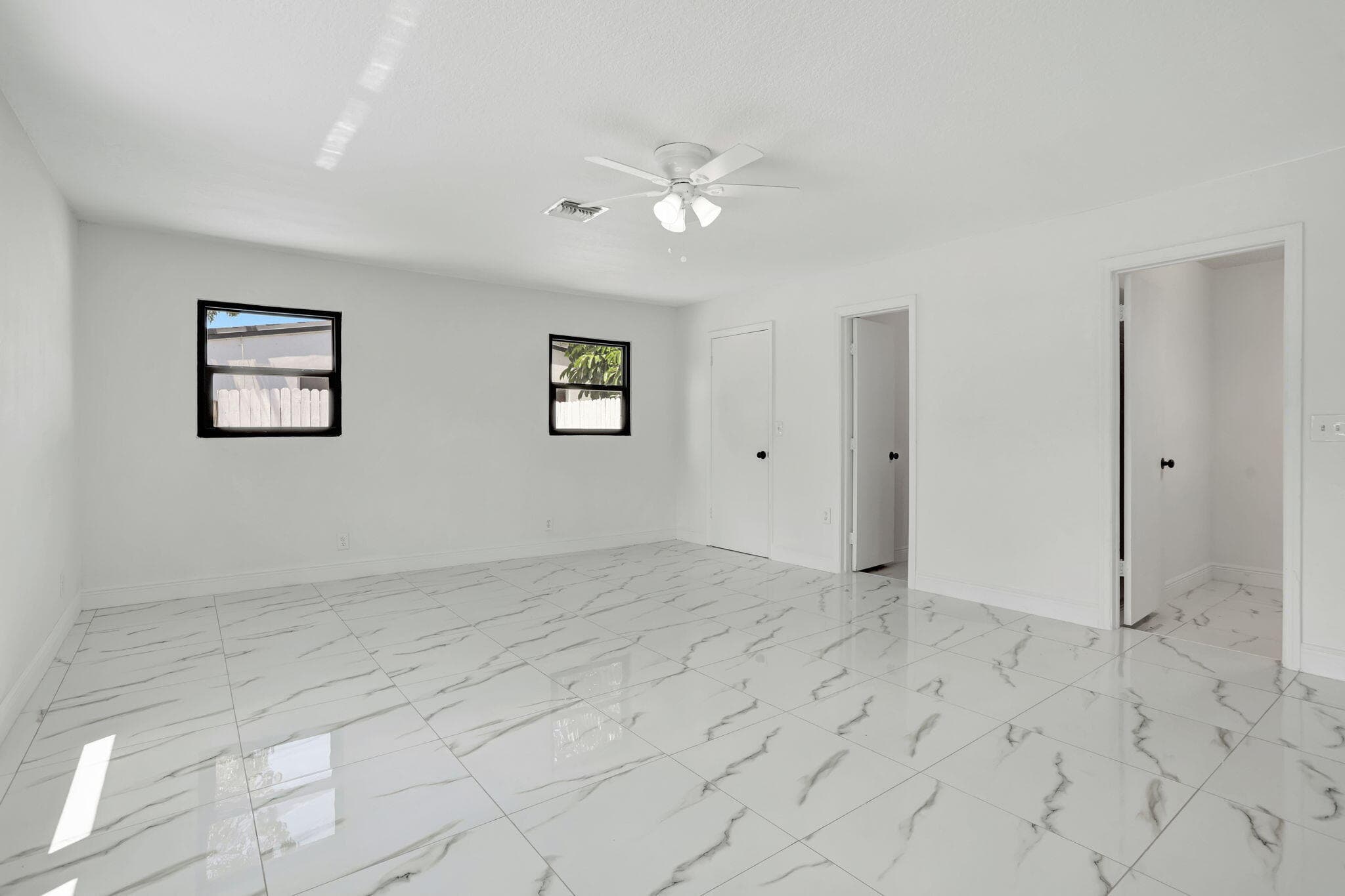 3060 NE 12th Avenue, Pompano Beach, FL 33064 — photo 6 of 27