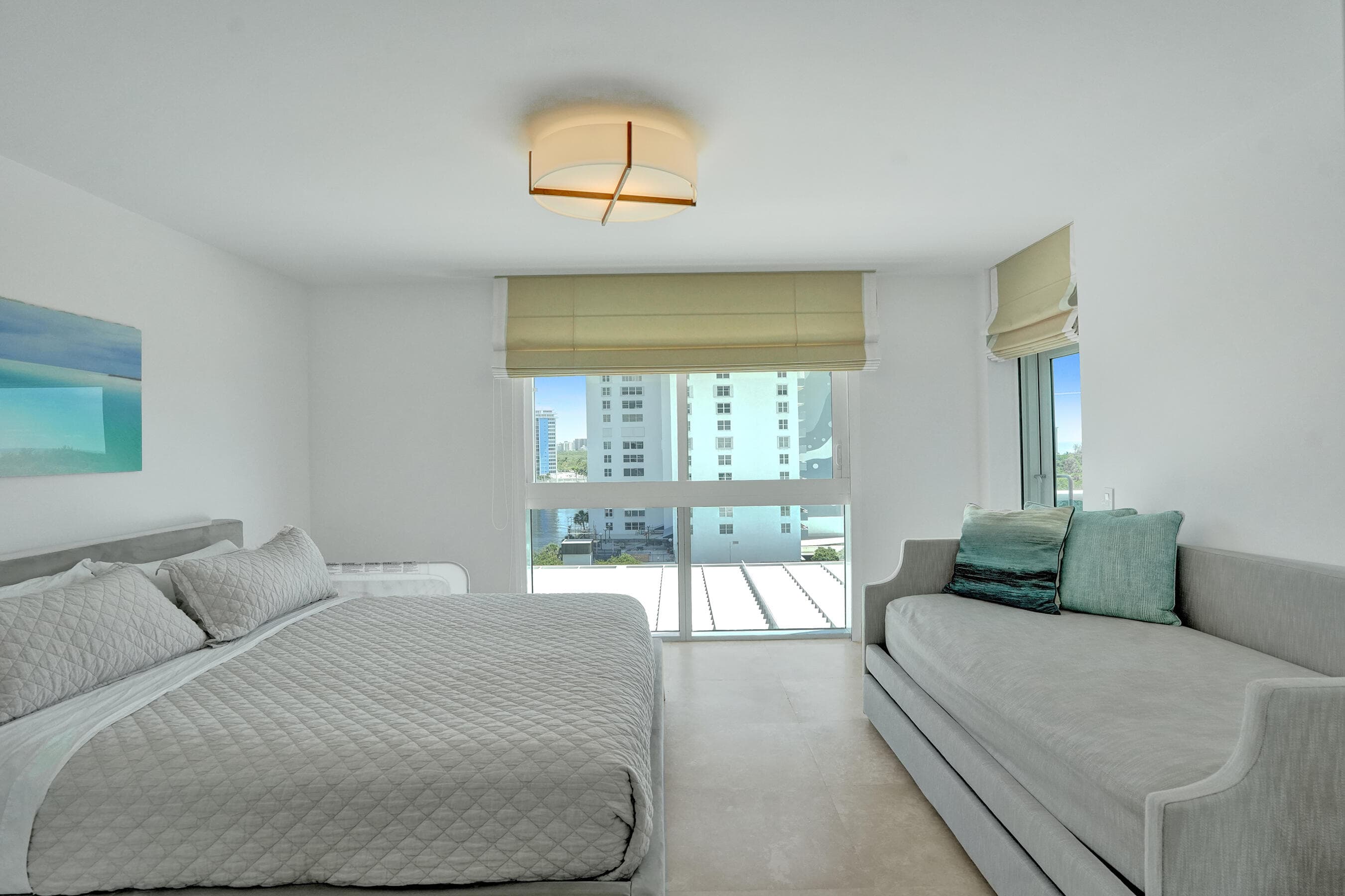 715 Bayshore Drive 902, Fort Lauderdale, FL 33304 — photo 17 of 35