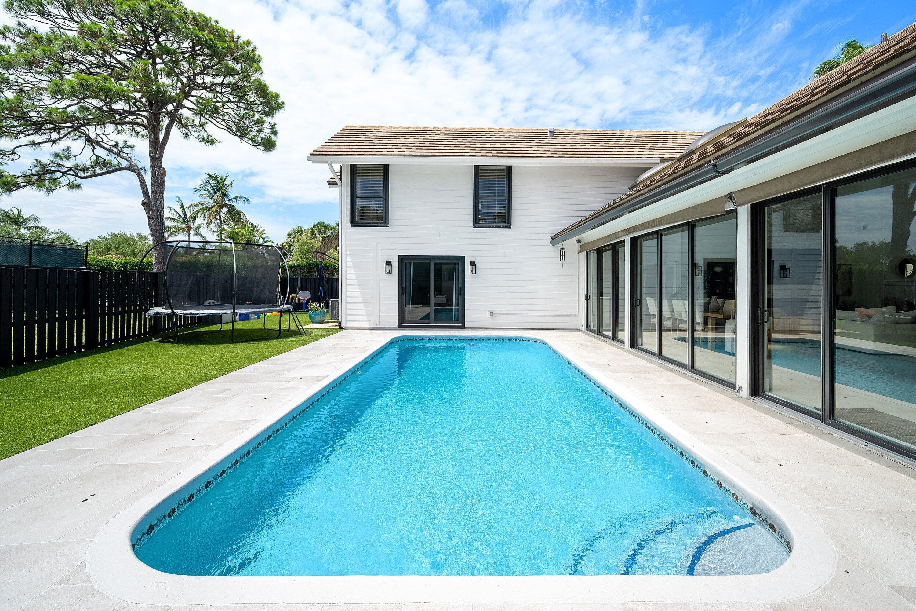 2707 Biarritz Drive, Palm Beach Gardens, FL 33410 — photo 53 of 80