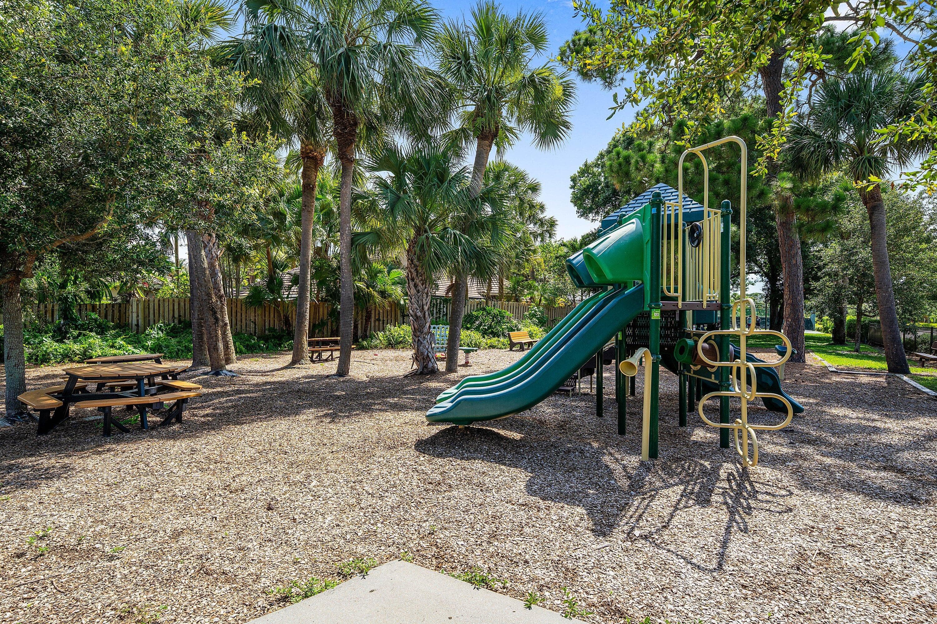 2707 Biarritz Drive, Palm Beach Gardens, FL 33410 — photo 62 of 80