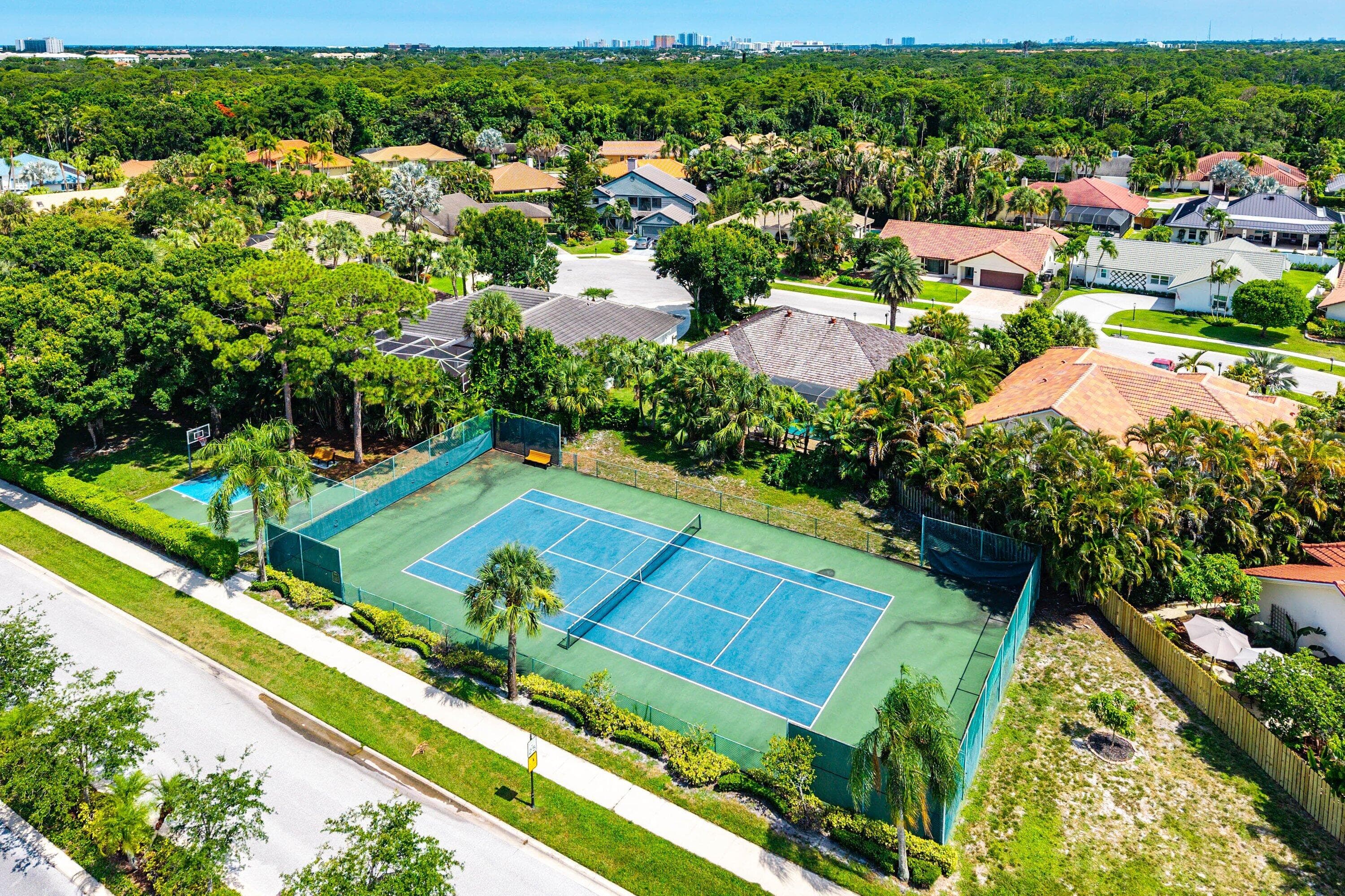 2707 Biarritz Drive, Palm Beach Gardens, FL 33410 — photo 75 of 80
