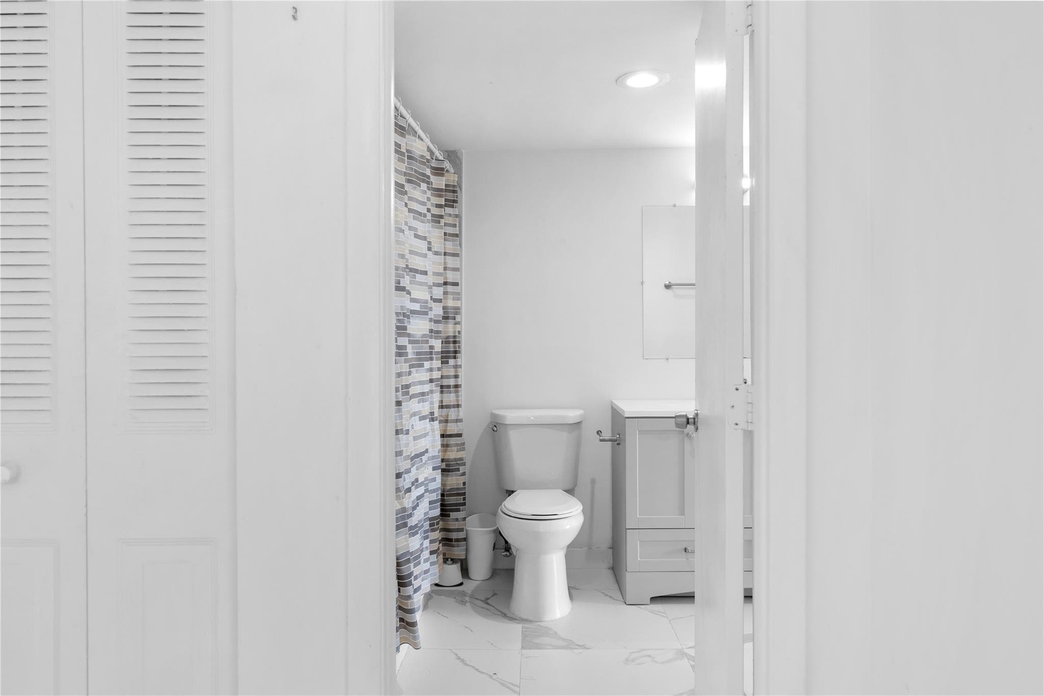 4164 Inverrary Drive 412, Lauderhill, FL 33319 — photo 8 of 20