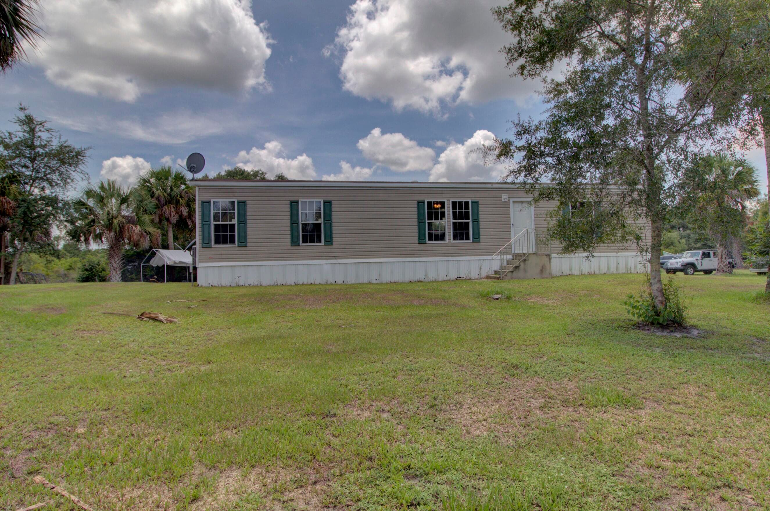 19212 NW 280th Street, Okeechobee, FL 34972 — photo 1 of 18
