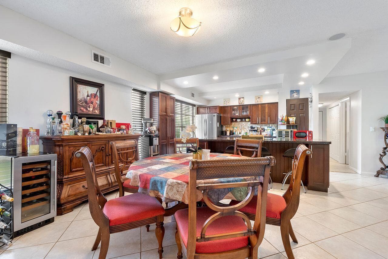 6237 Old Court Road 104, Boca Raton, FL 33433 — photo 11 of 34