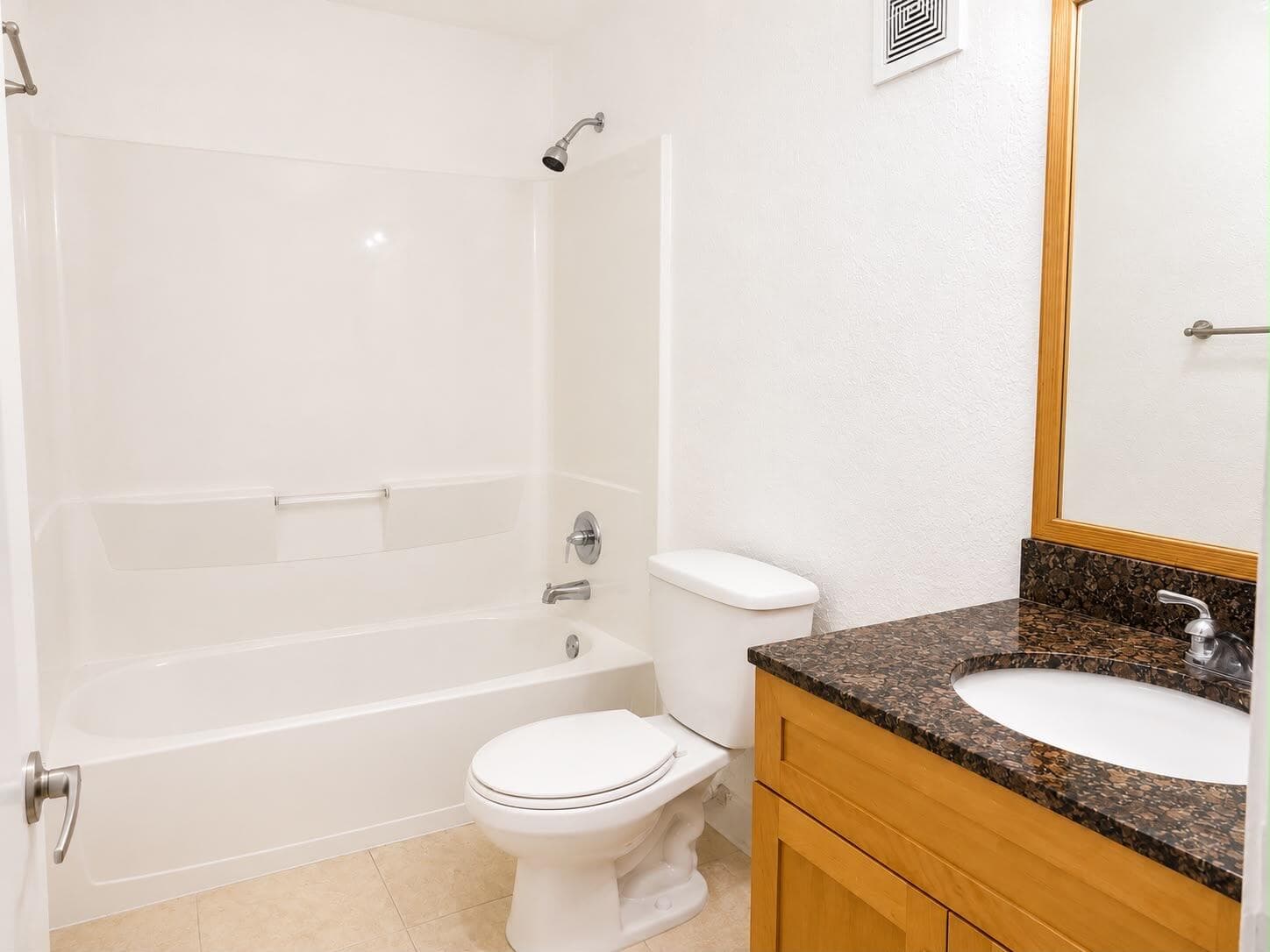990 NW 1st Street Apt 1, Miami, FL 33128 — photo 9 of 10