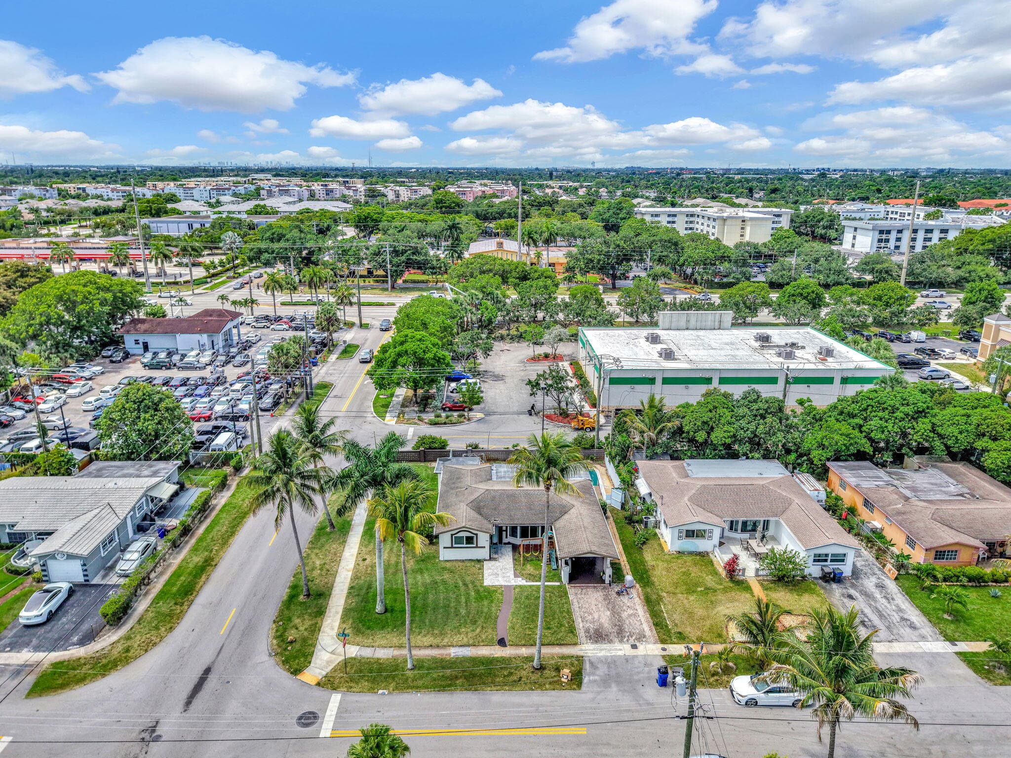 3300 NW 32nd Street, Lauderdale Lakes, FL 33309 — photo 15 of 61