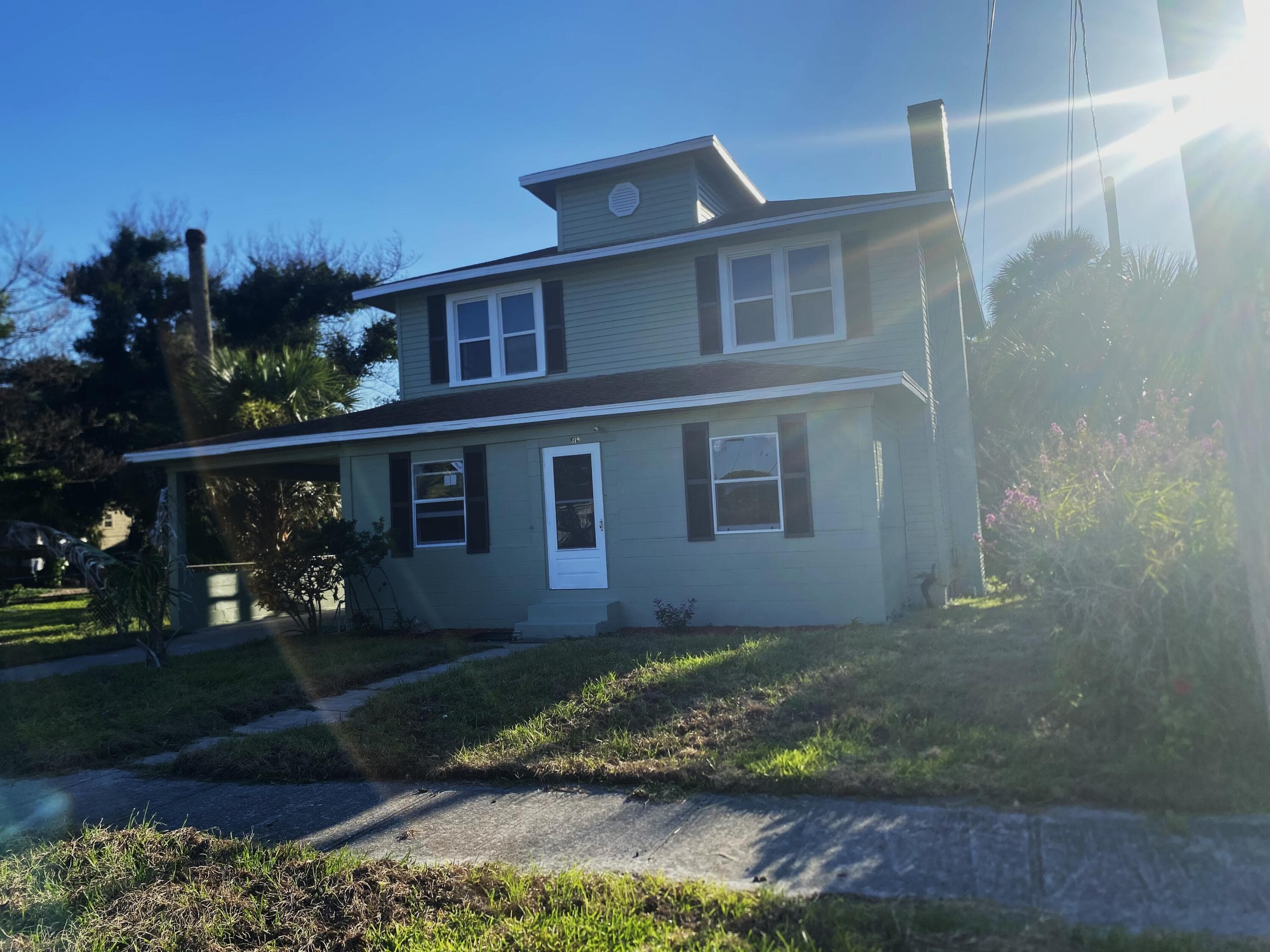 319 N 11th Street, Fort Pierce, FL 34950 — photo 3 of 14